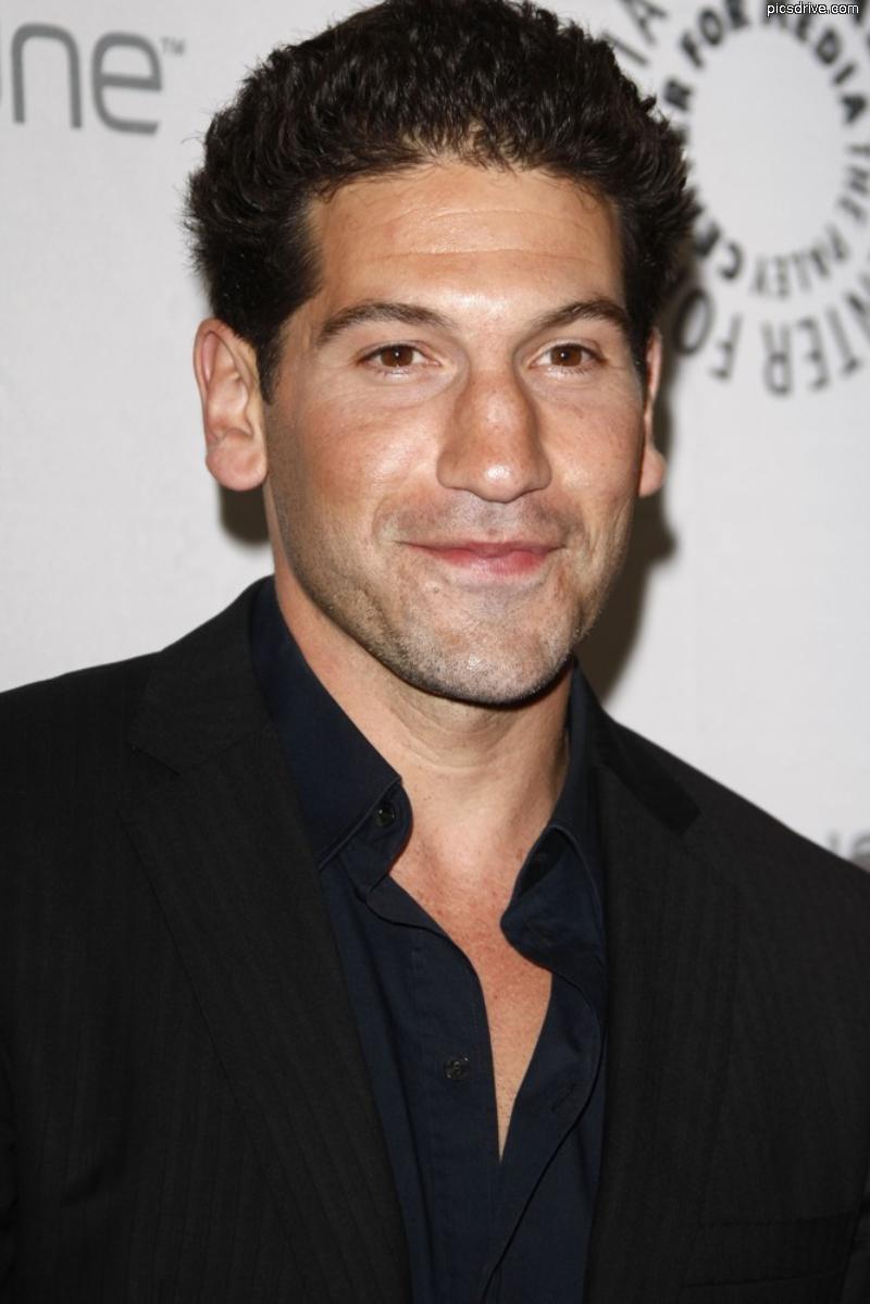 jon-bernthal-gossip