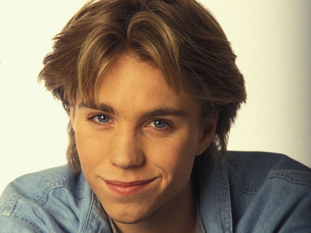 jonathan-brandis-pictures