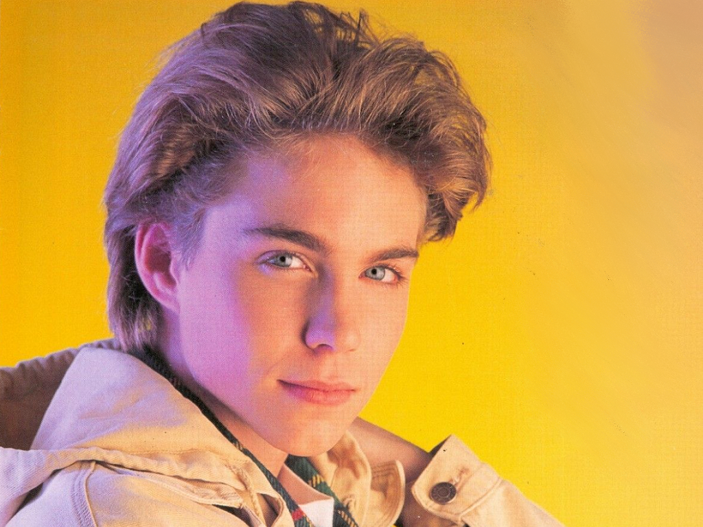 jonathan-brandis-wallpaper