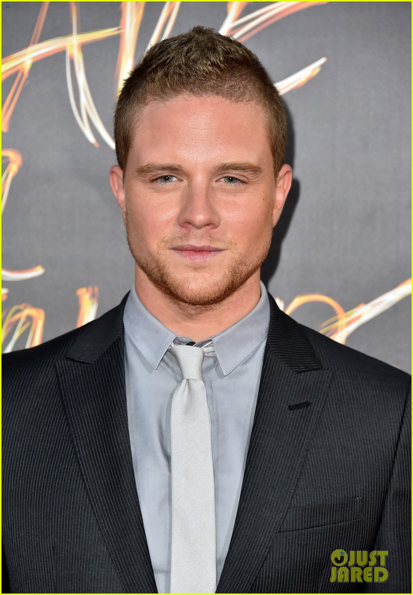 best-pictures-of-jonny-weston