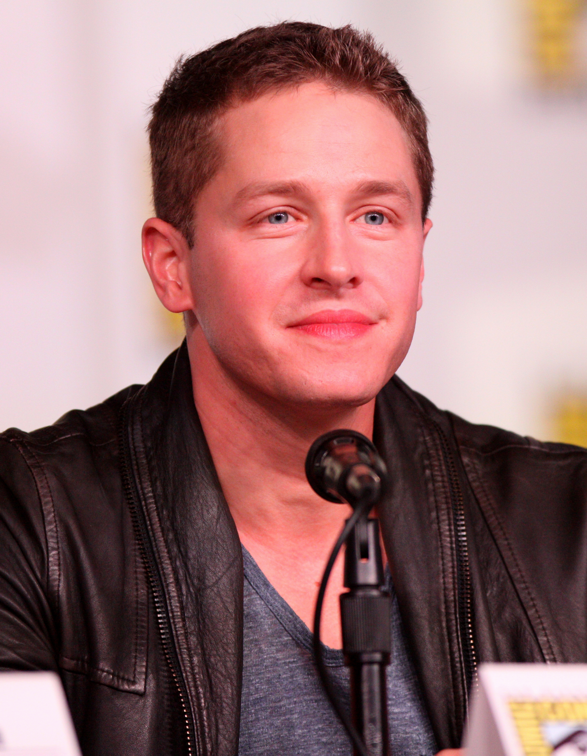 josh-dallas-2016