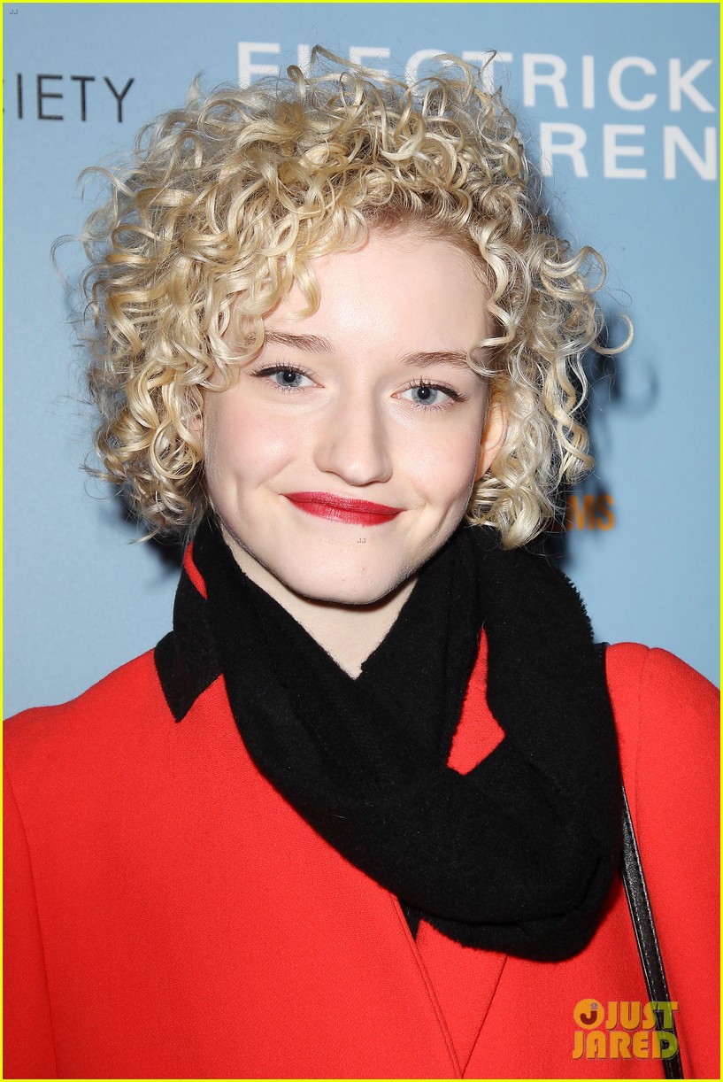 julia-garner-house