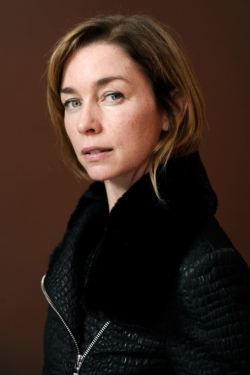 julianne-nicholson-2016