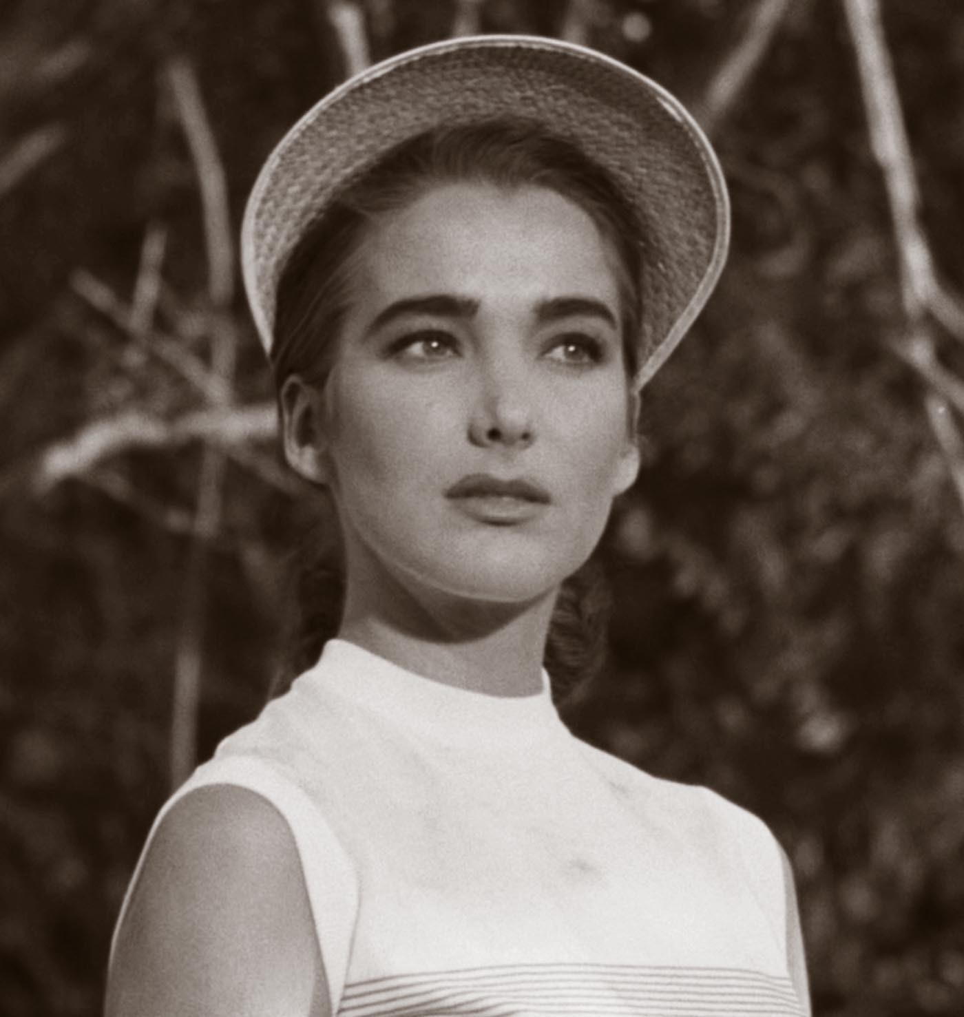 images-of-julie-adams