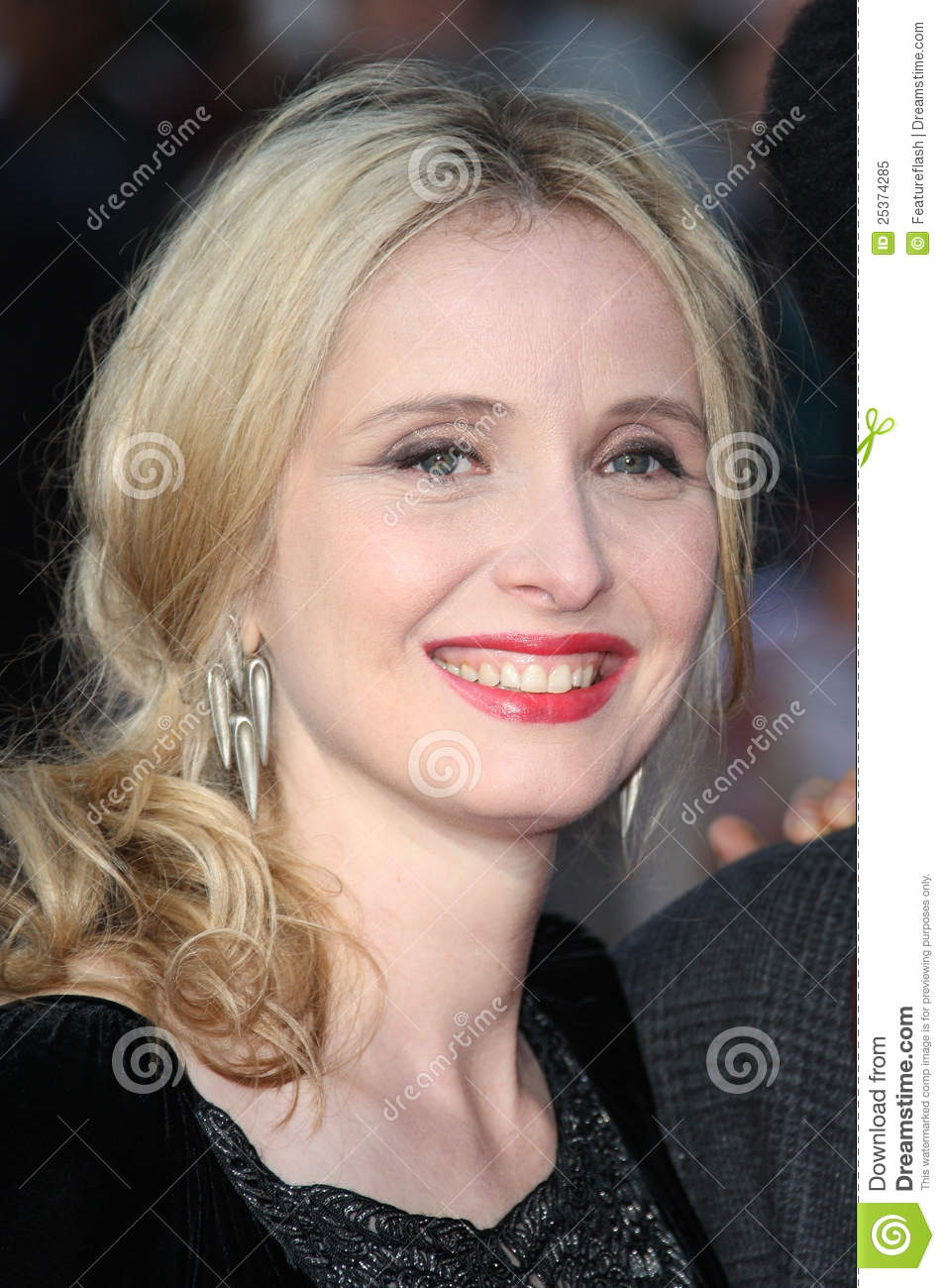 julie-delpy-hd-wallpaper