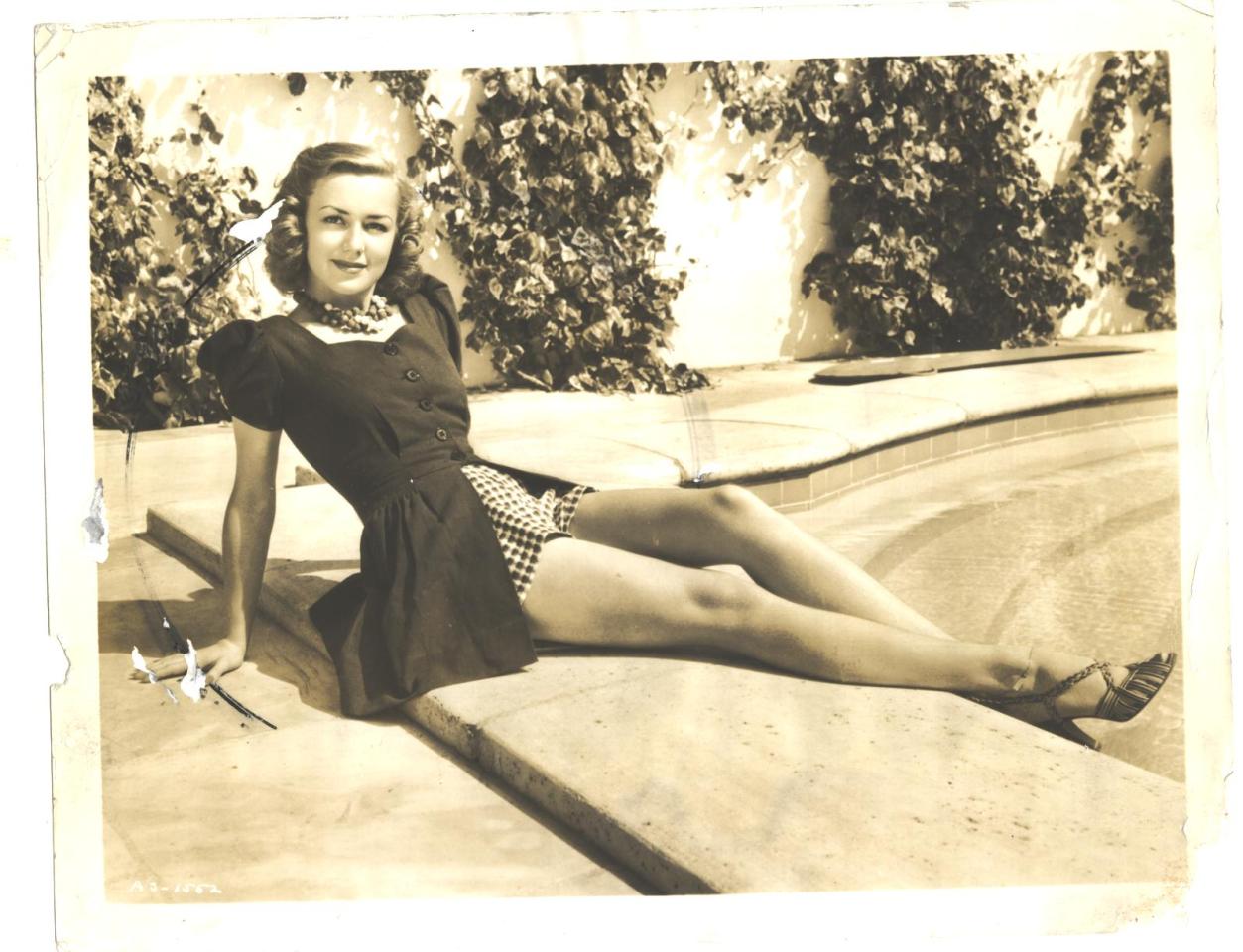 julie-payne-actress-born-1940-pictures