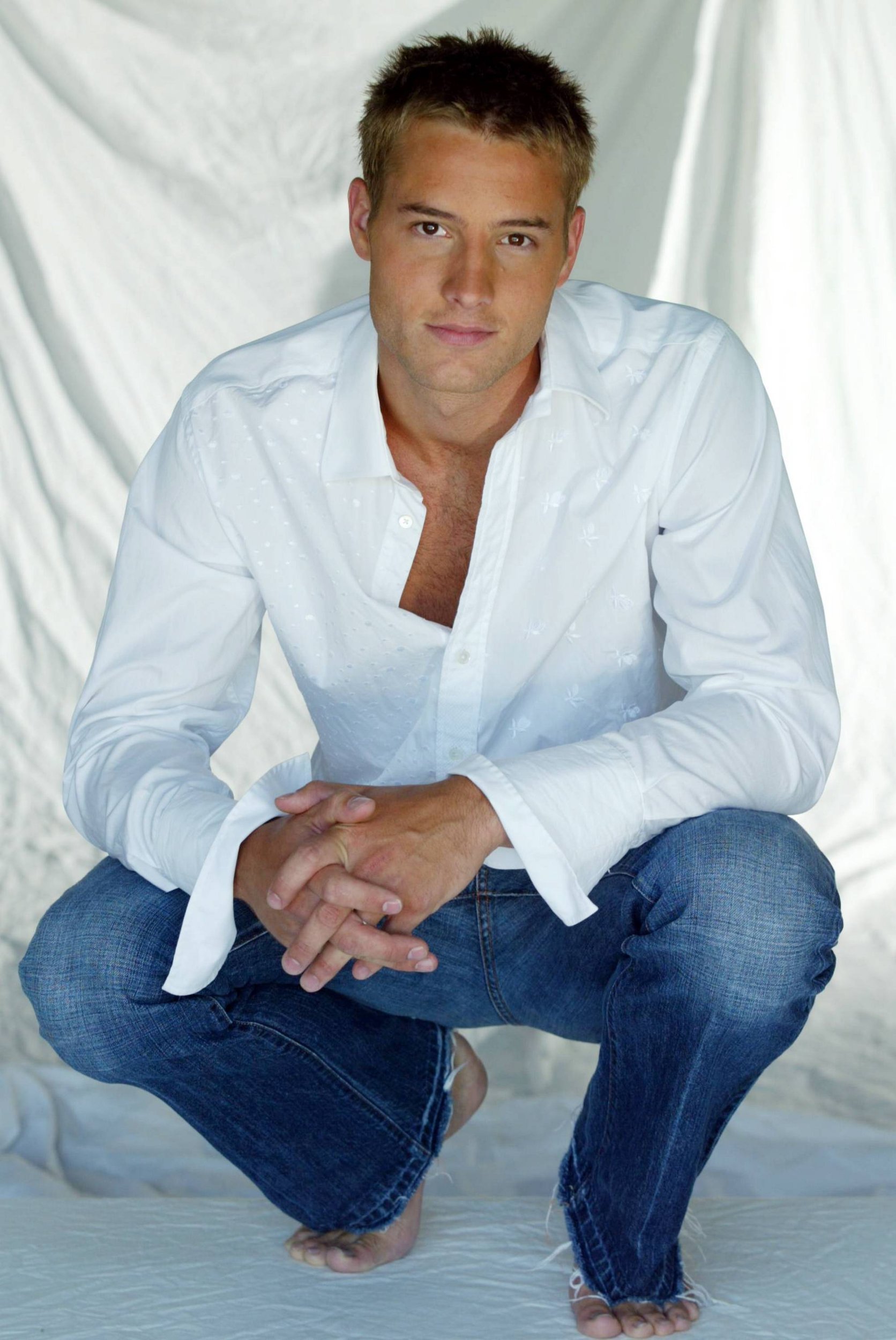 justin-hartley-wallpaper