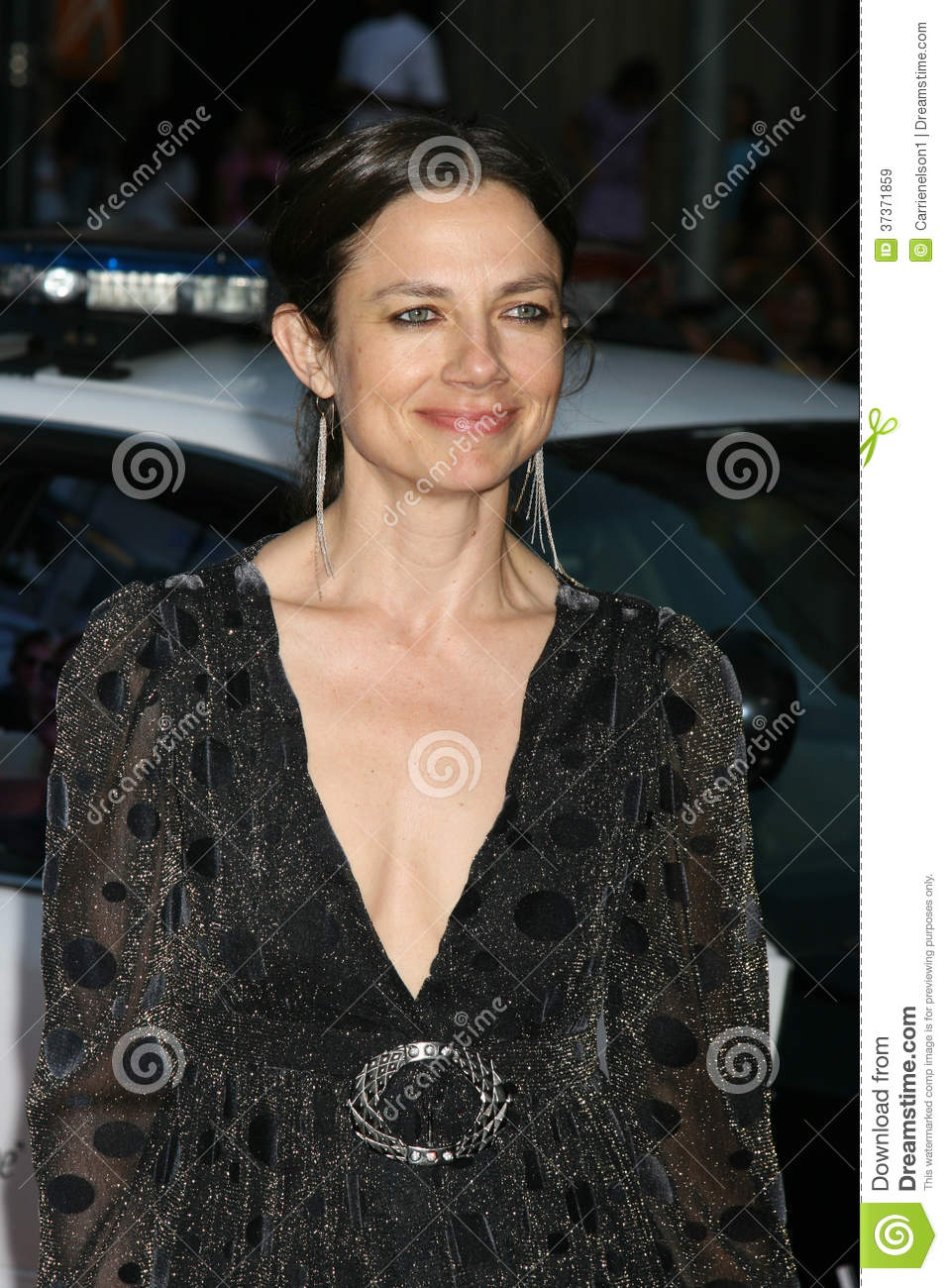 justine-bateman-news