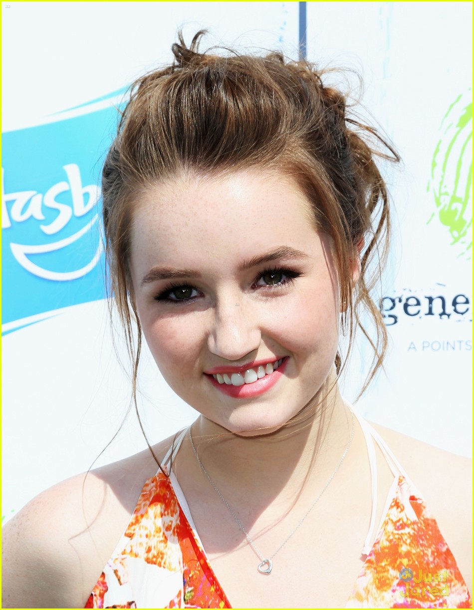 kaitlyn-dever-wedding