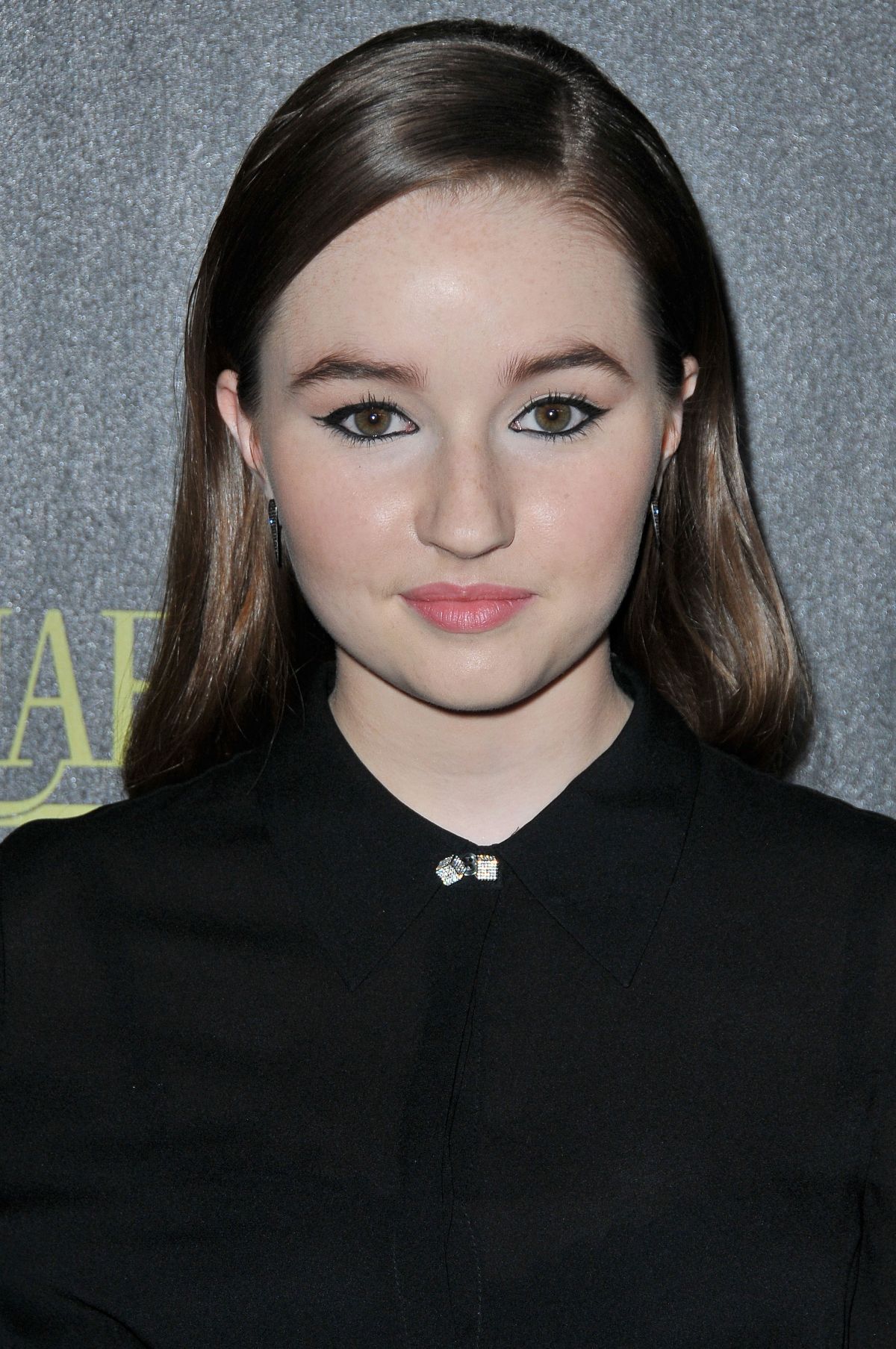 kaitlyn-dever-young