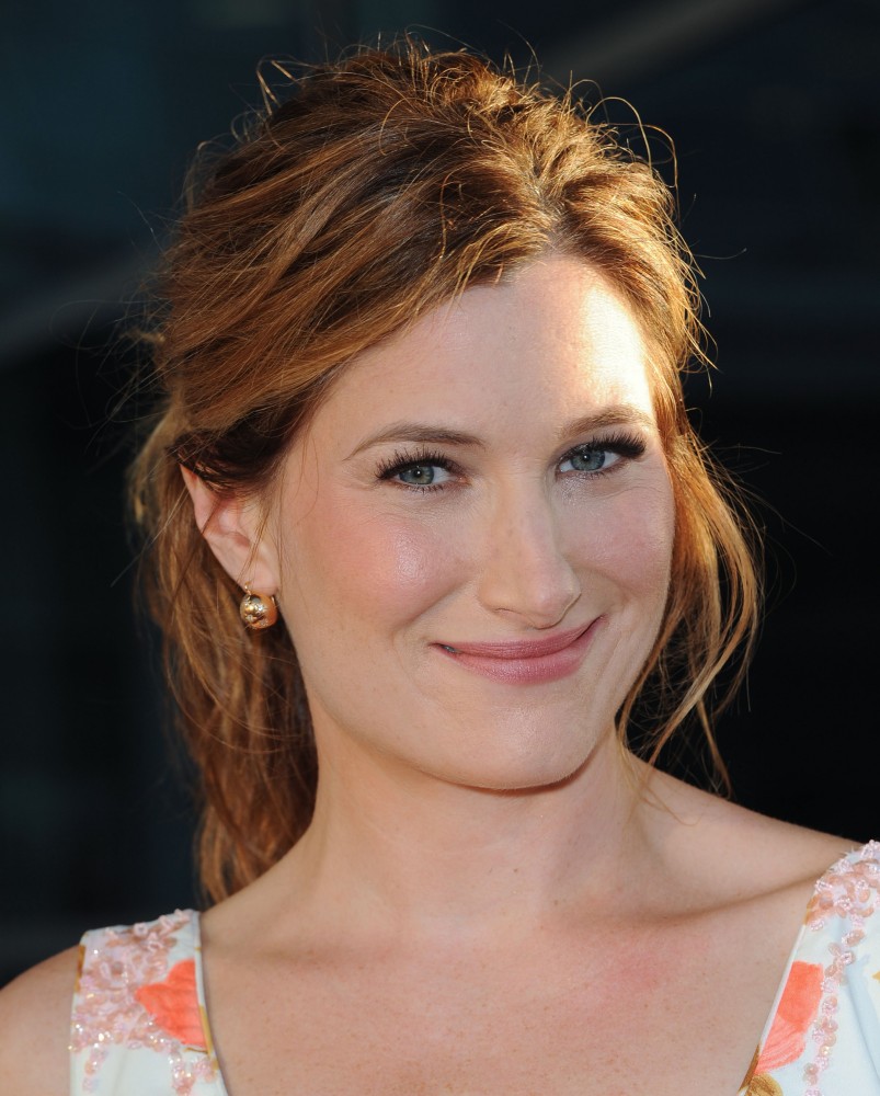 kathryn-hahn-2015