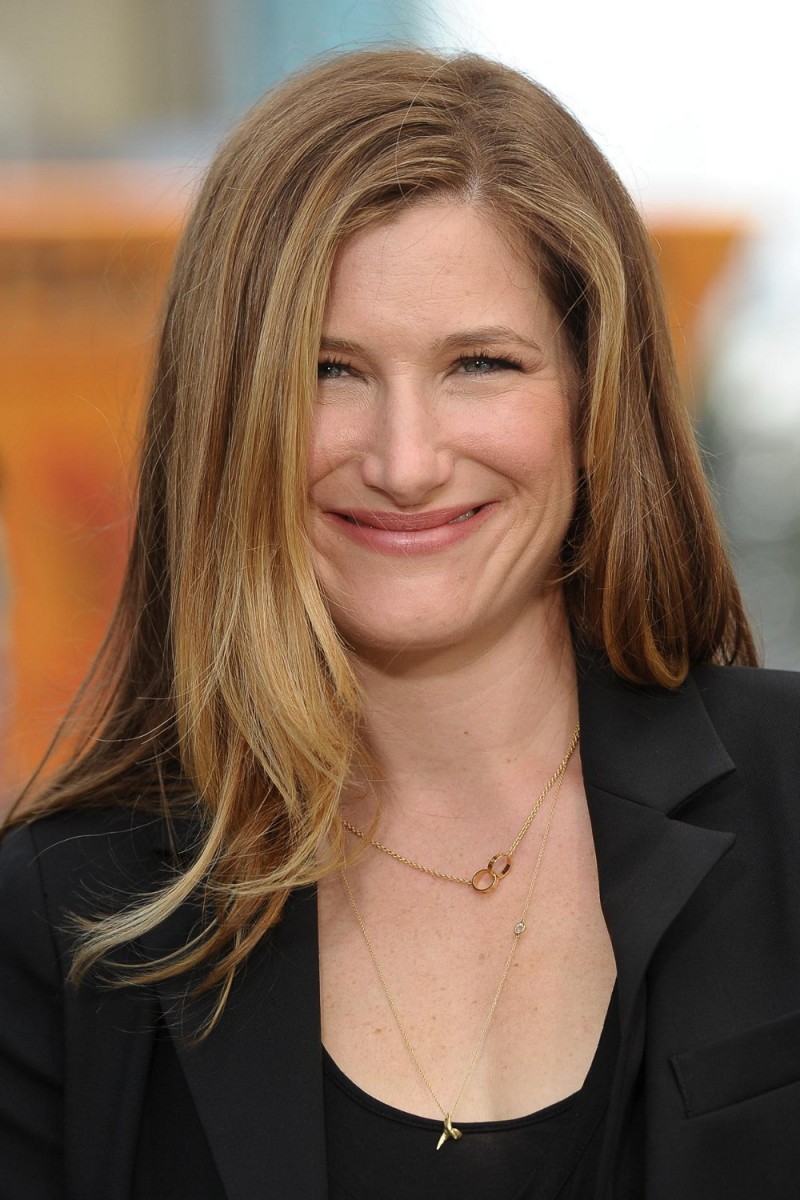 kathryn-hahn-hd-wallpaper