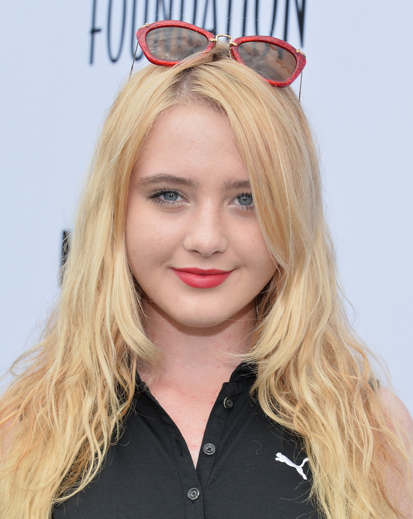 kathryn-newton-photos