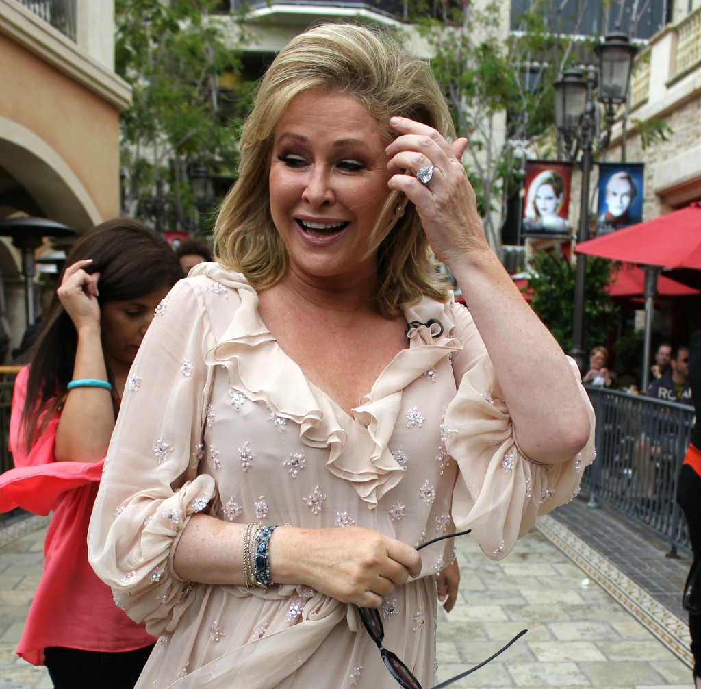 best-pictures-of-kathy-hilton