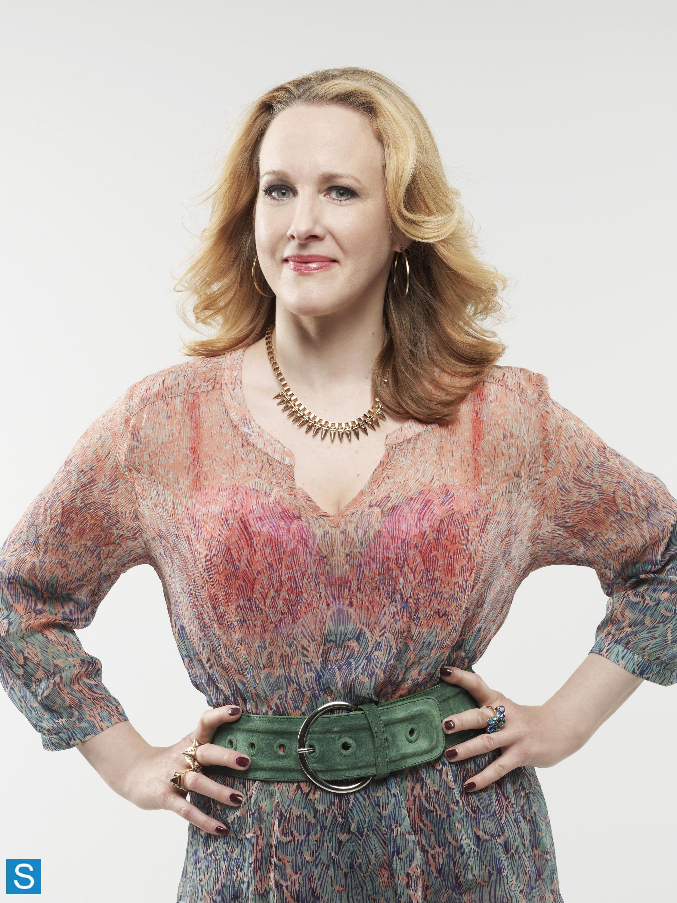 best-pictures-of-katie-finneran