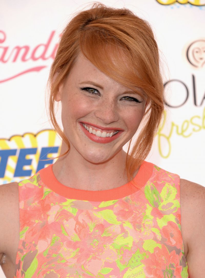 best-pictures-of-katie-leclerc