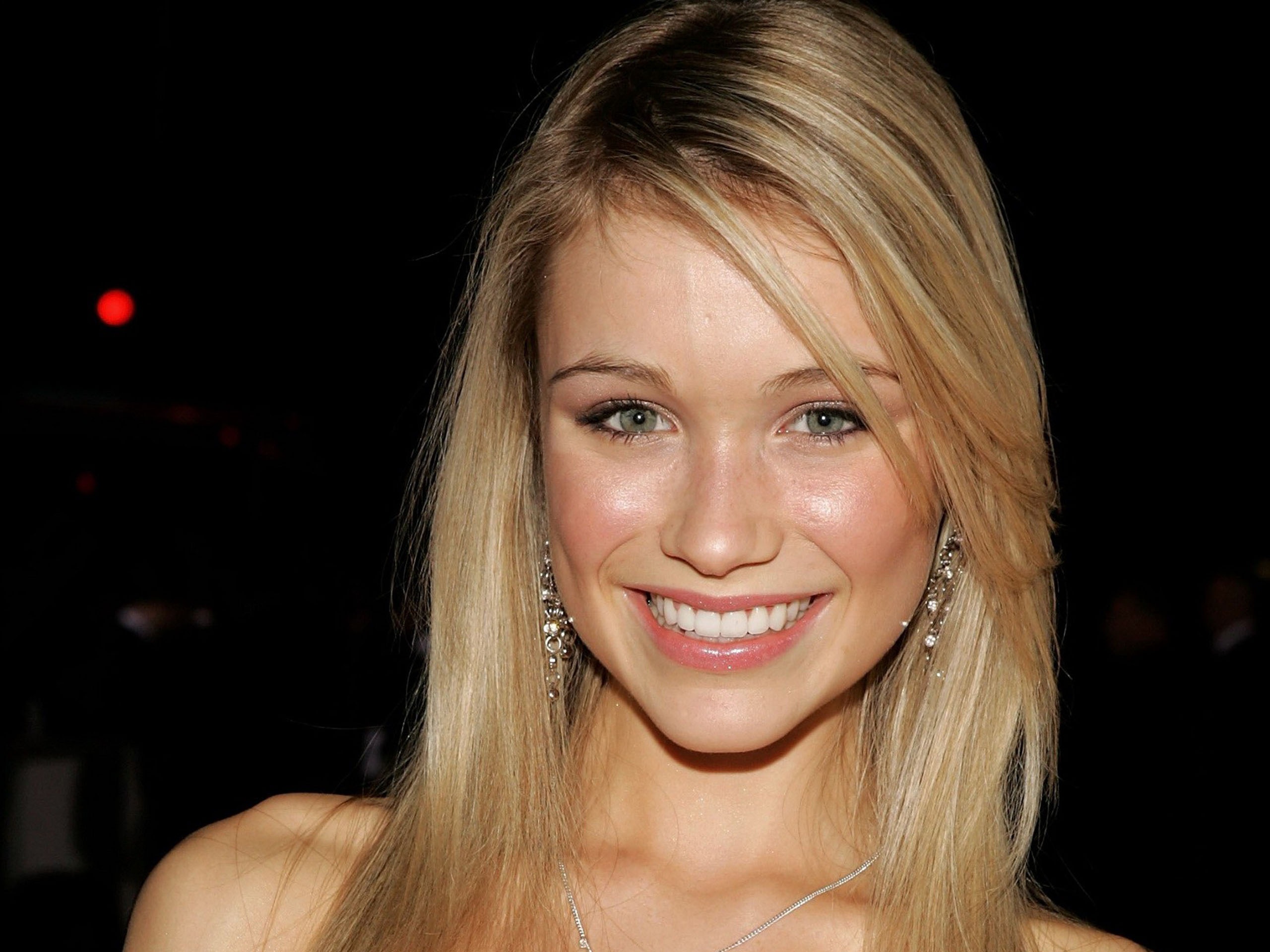 katrina-bowden-hd-wallpaper