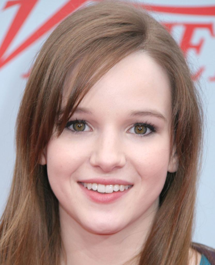 kay-panabaker-gossip