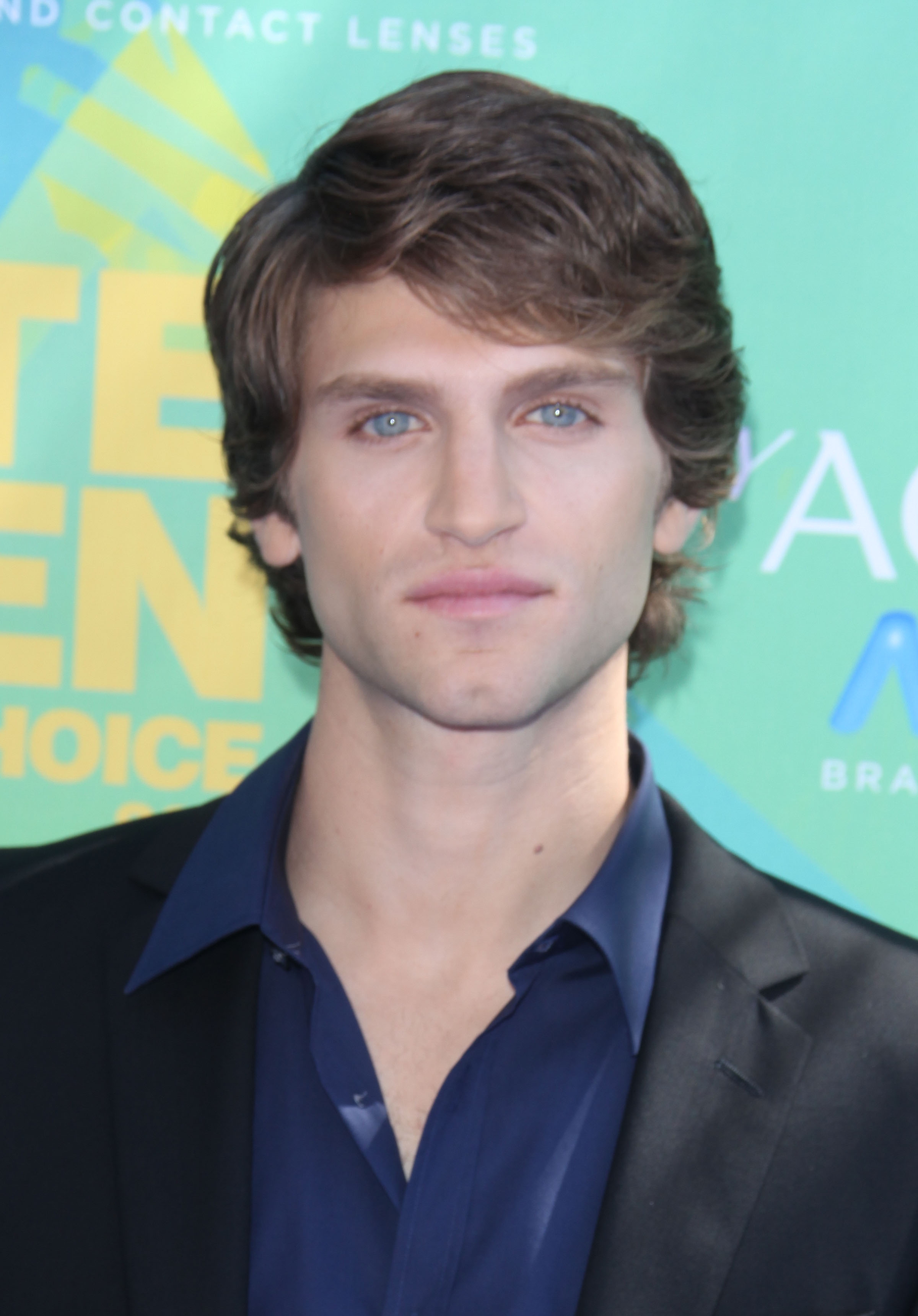 keegan-allen-2016