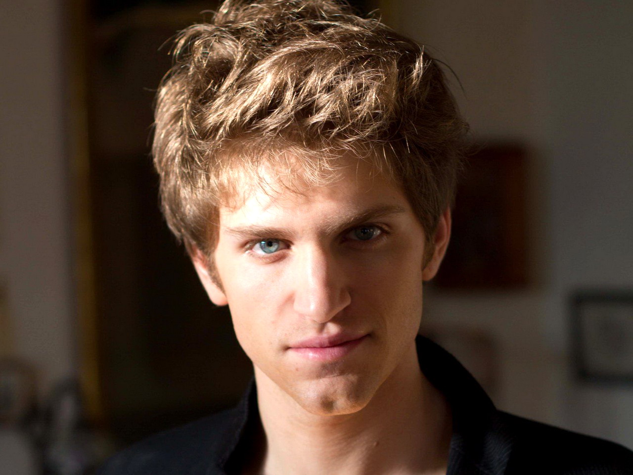 keegan-allen-hd-wallpaper