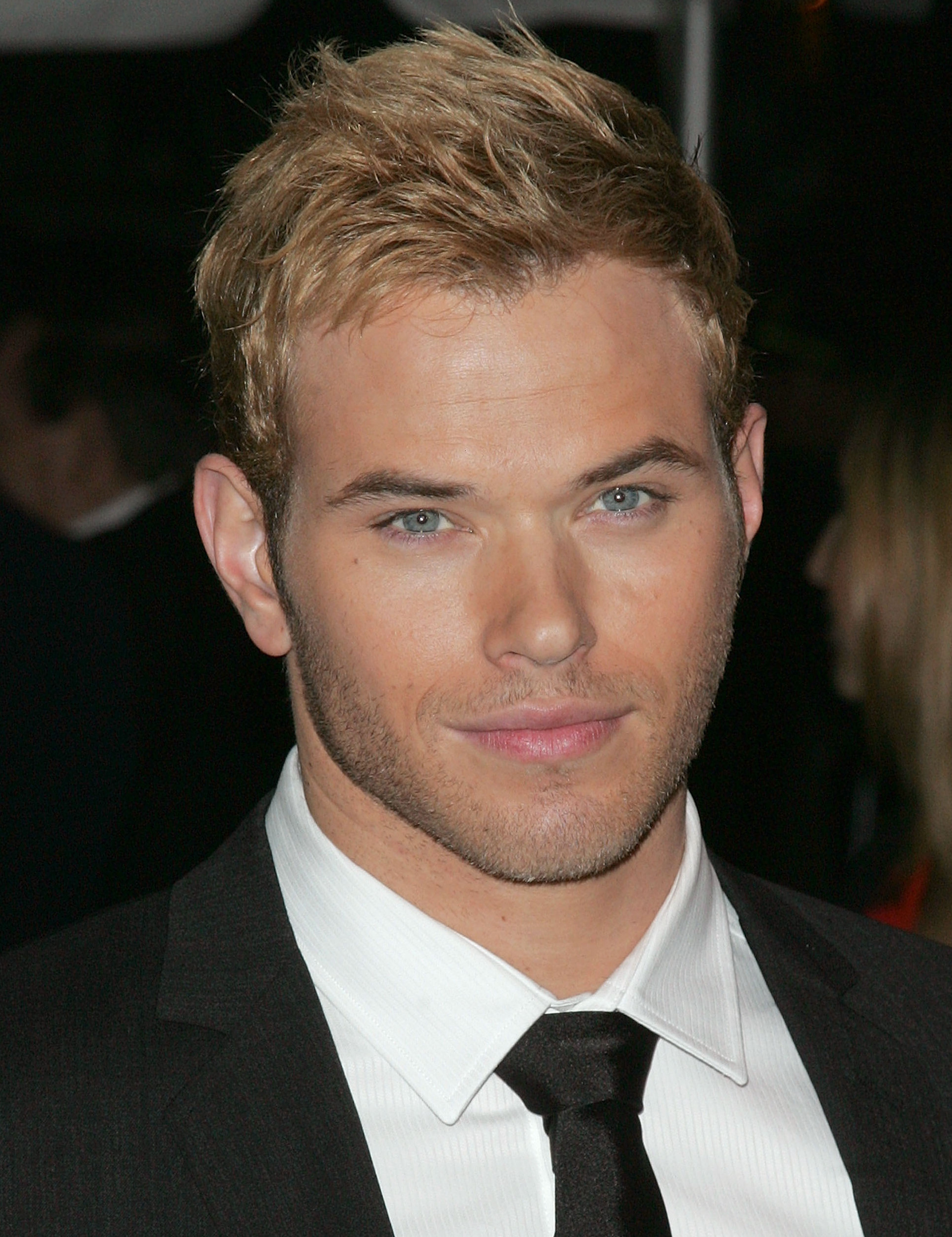 kellan-lutz-images