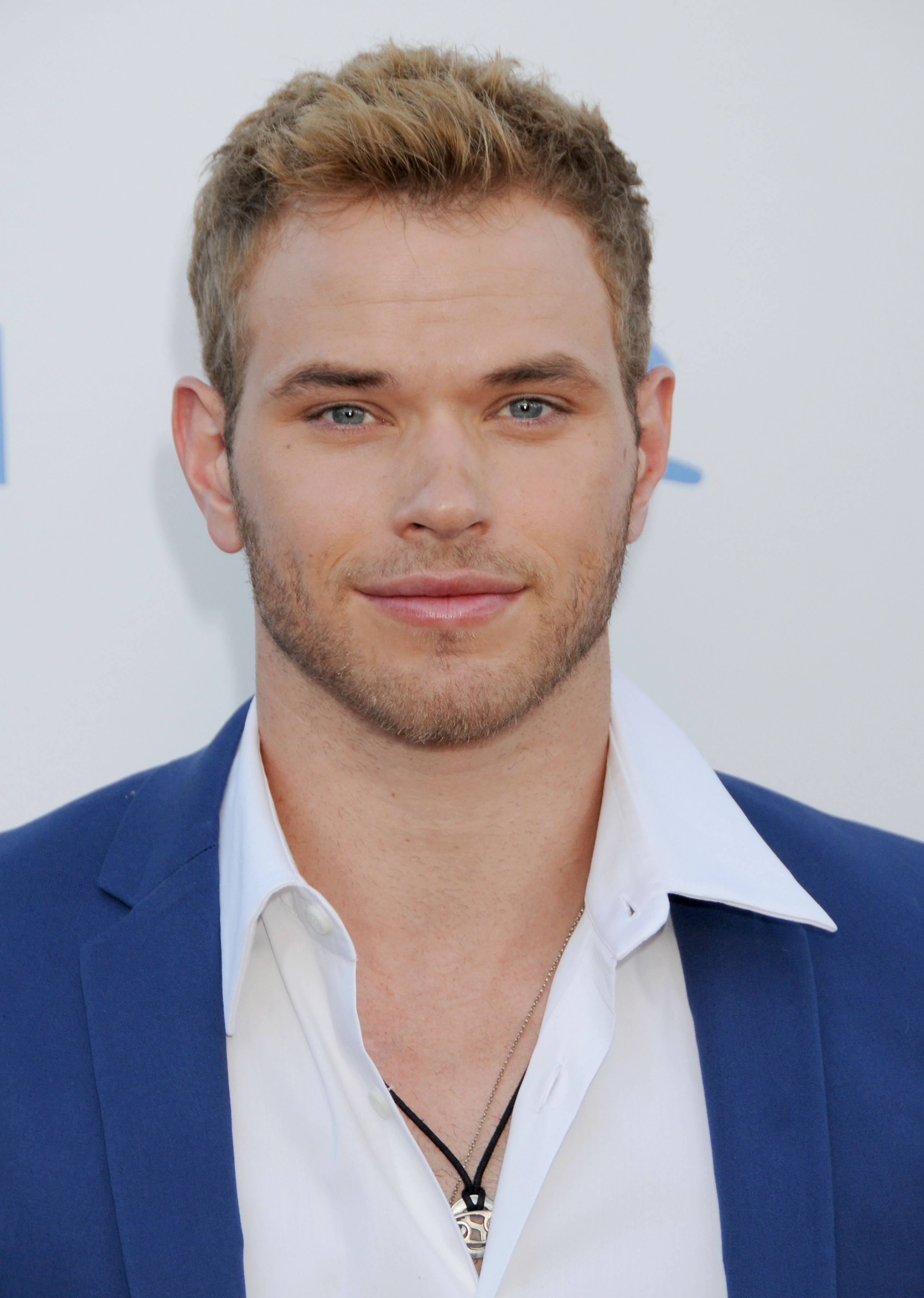 Pictures of Kellan Lutz - Pictures Of Celebrities2563 x 3600