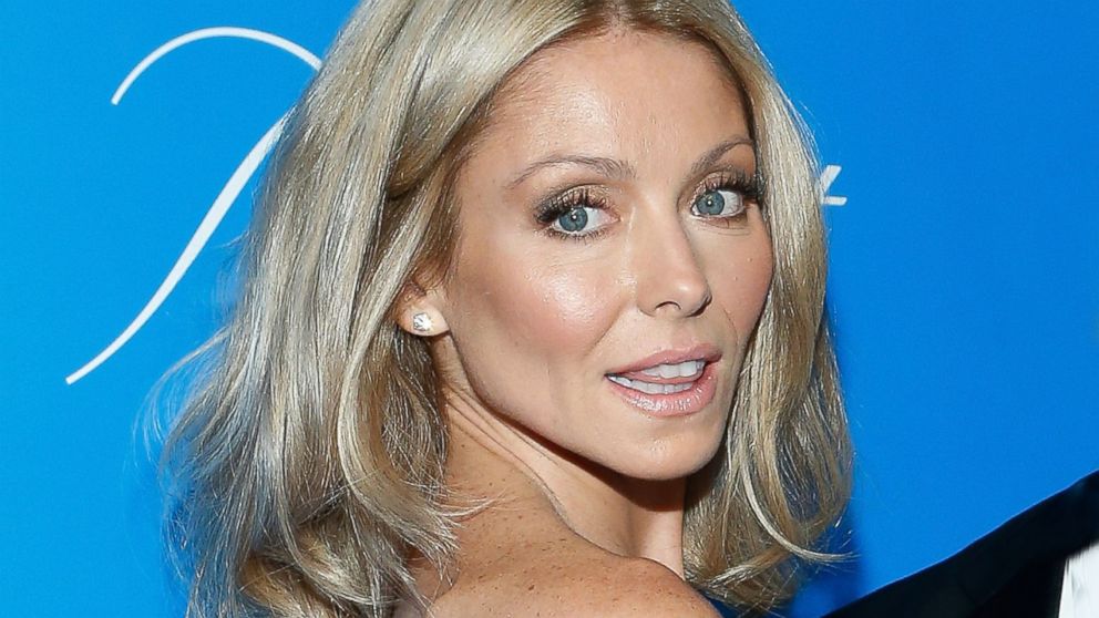 kelly-ripa-2015