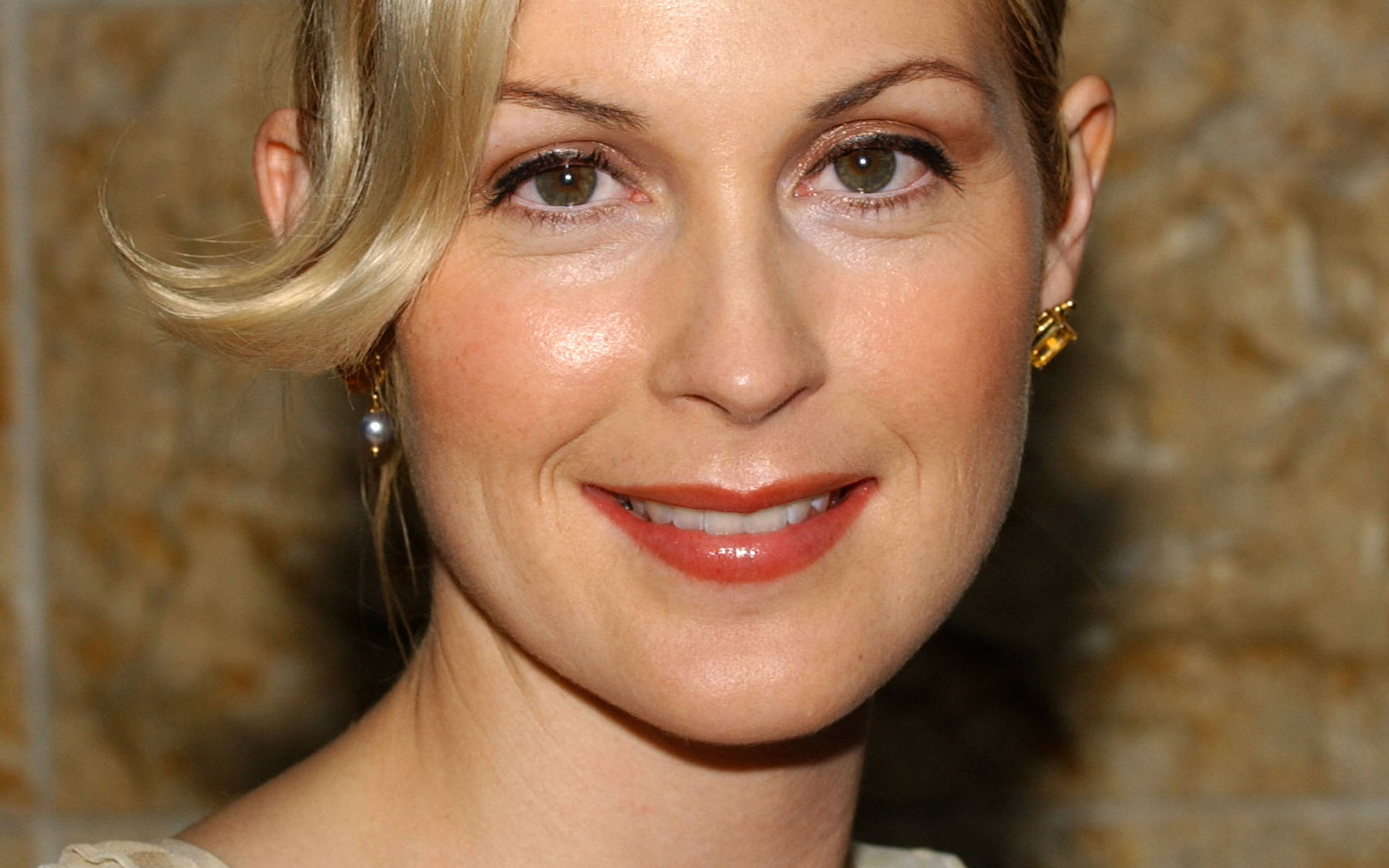 kelly-rutherford-photos
