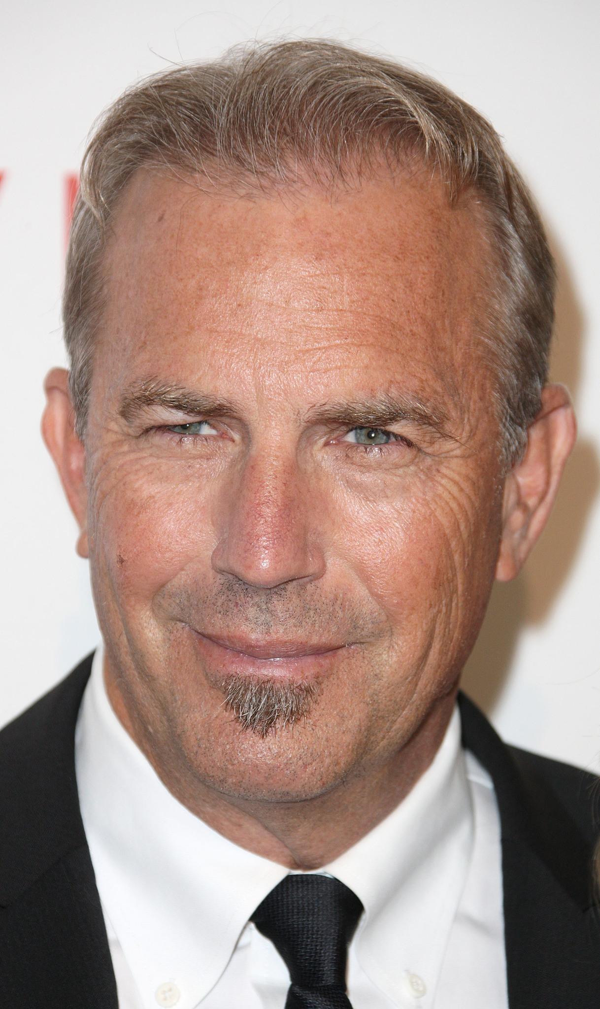 kevin-costner-hd-wallpaper