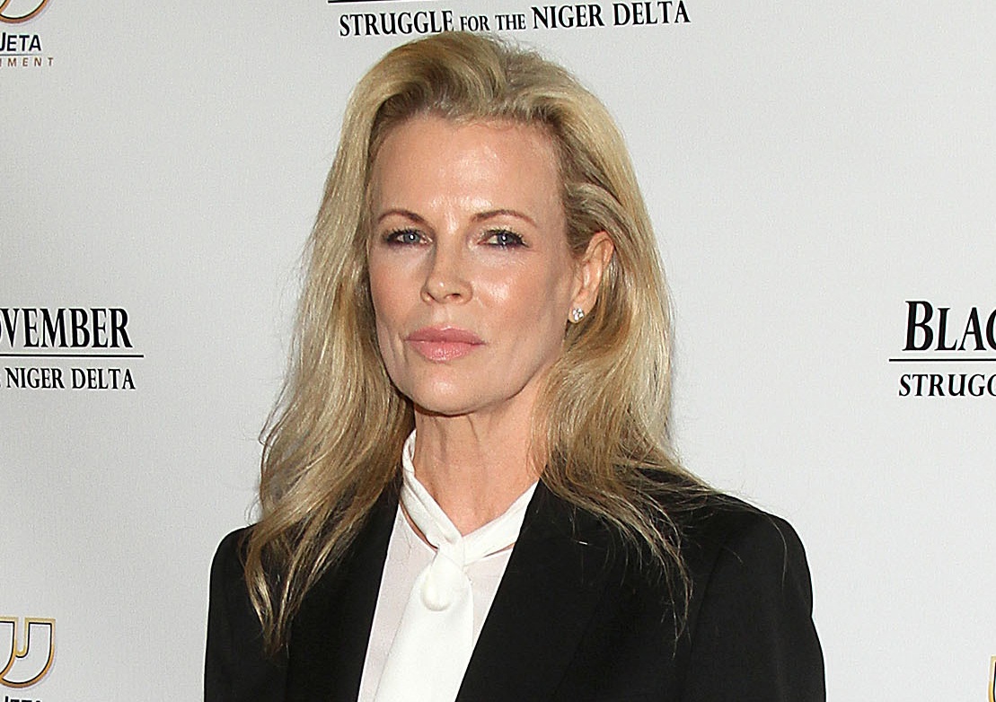 kim-basinger-scandal