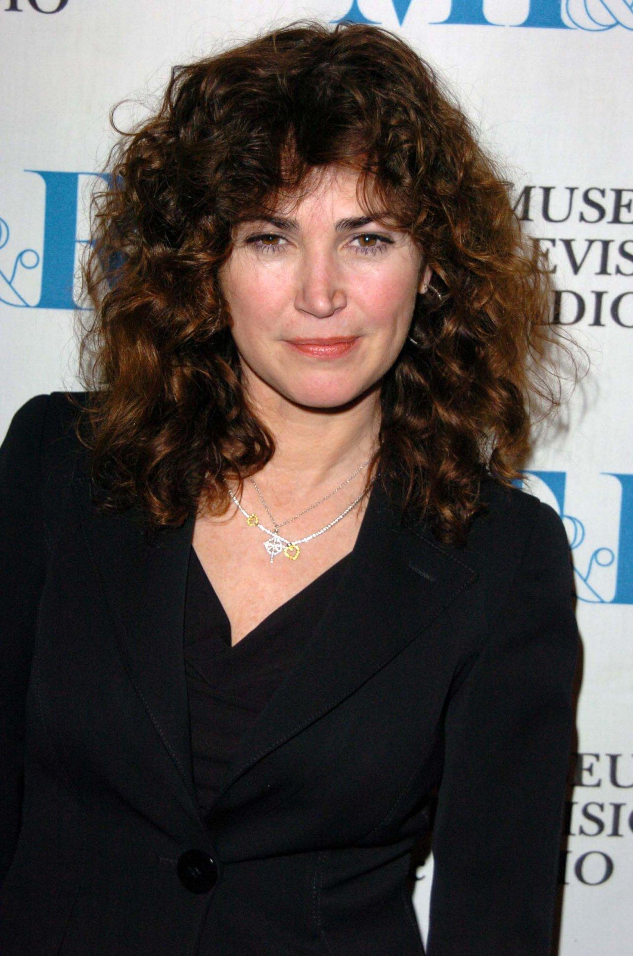 kim-delaney-2016