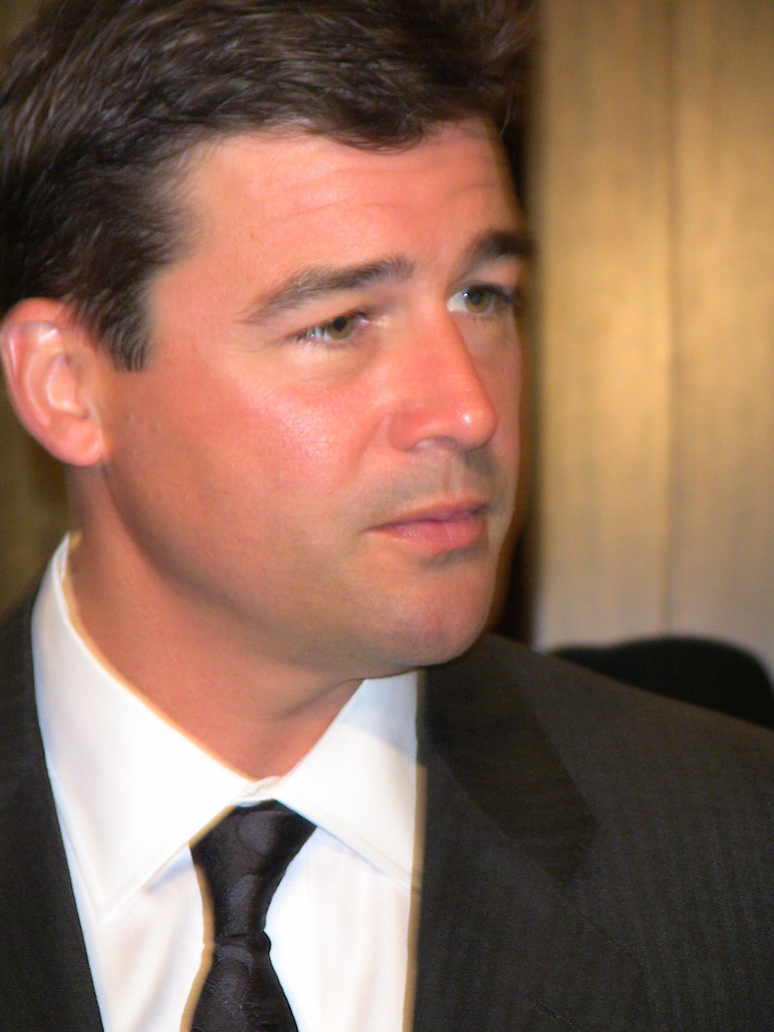 kyle-chandler-wedding