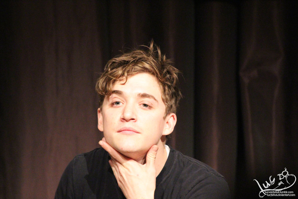 kyle-gallner-net-worth