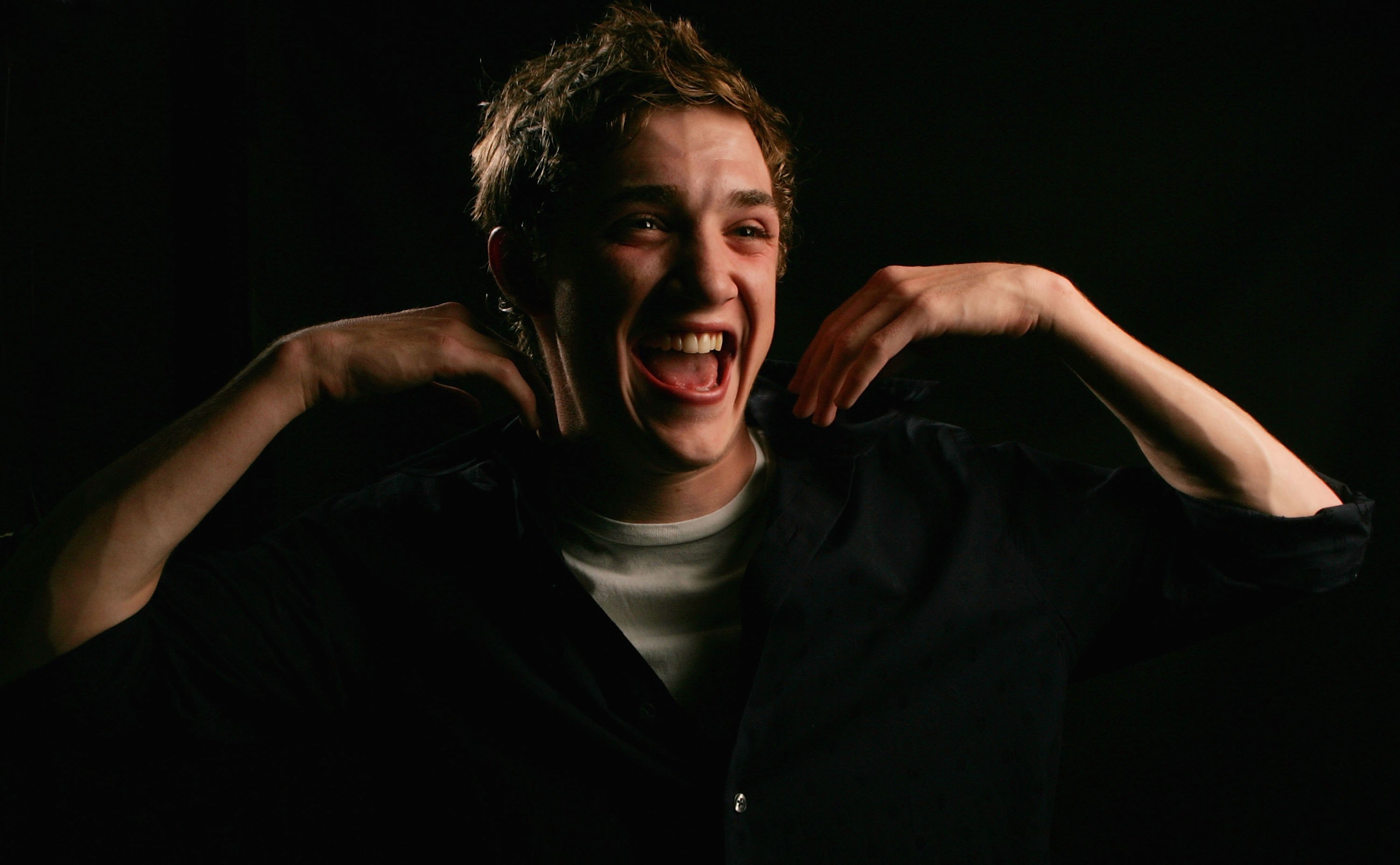 kyle-gallner-wallpaper