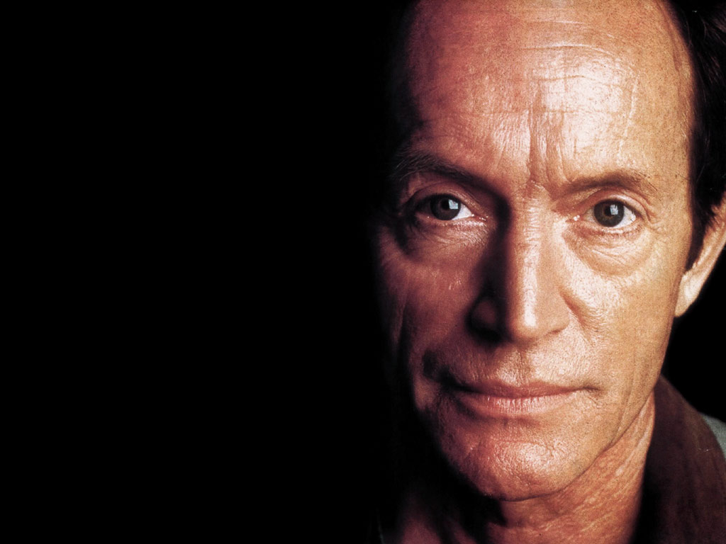 lance-henriksen-2016