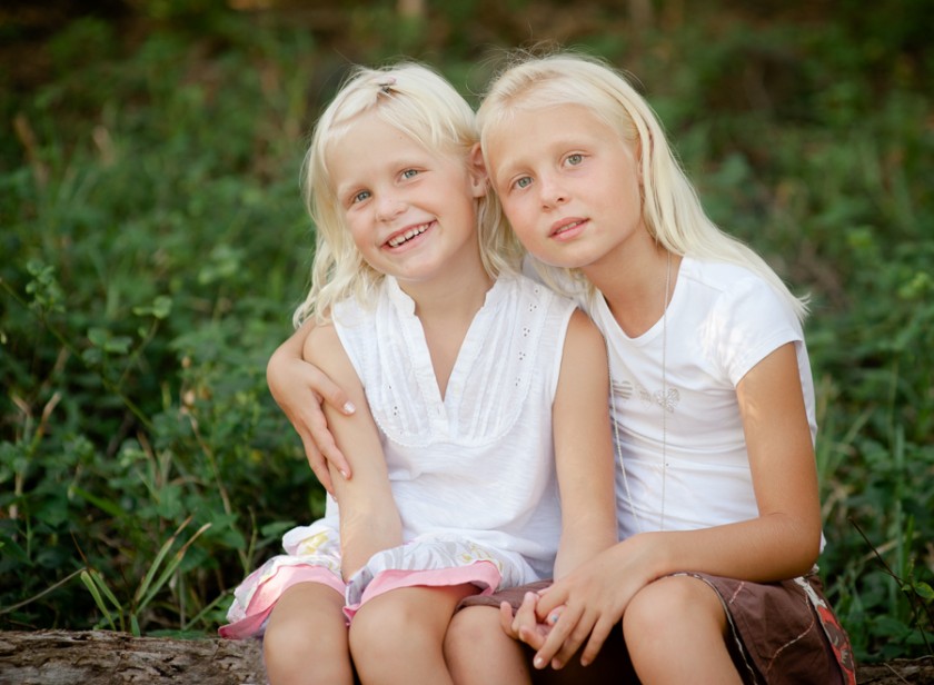 photos-of-lane-sisters