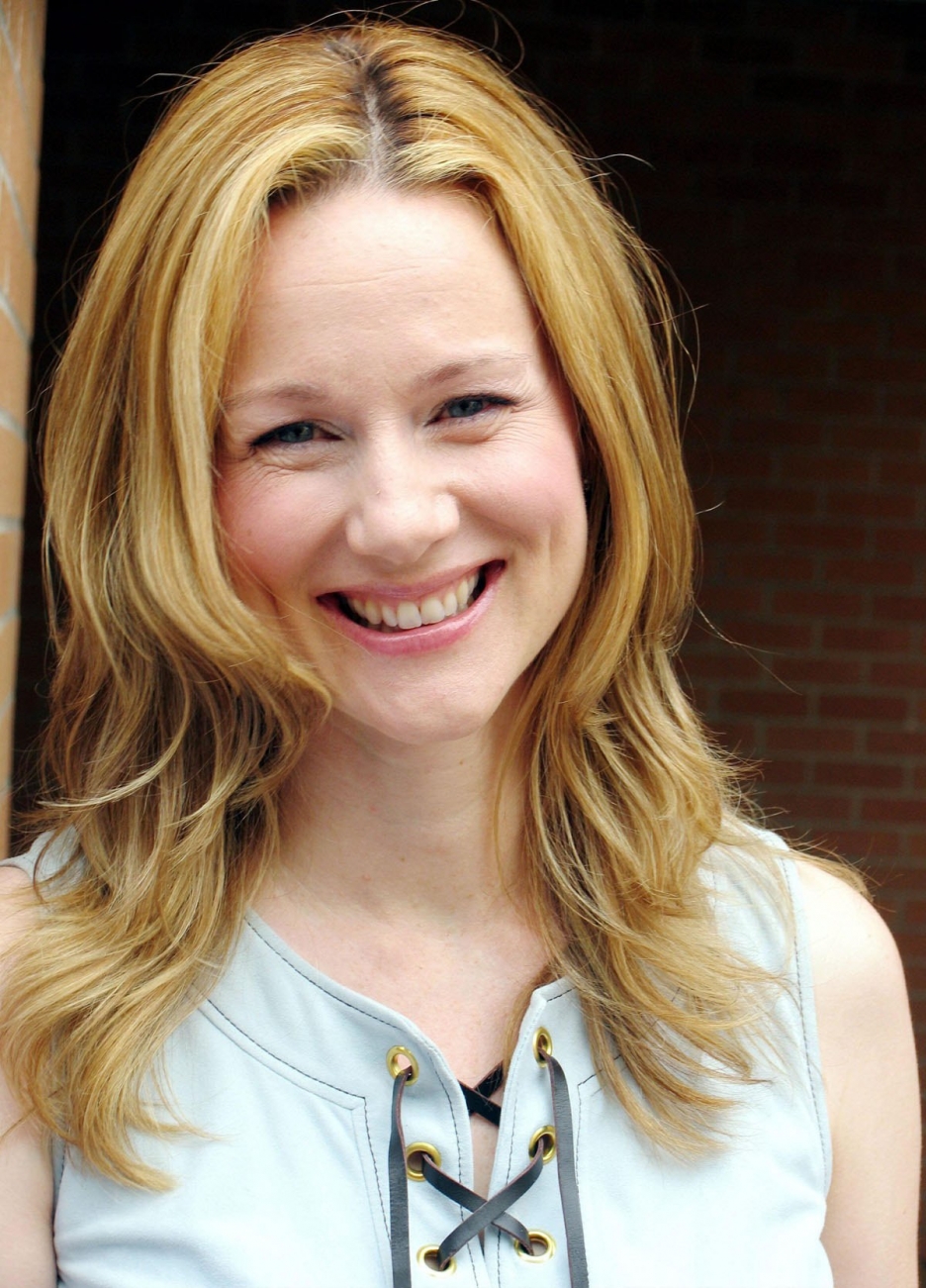 laura-linney-images