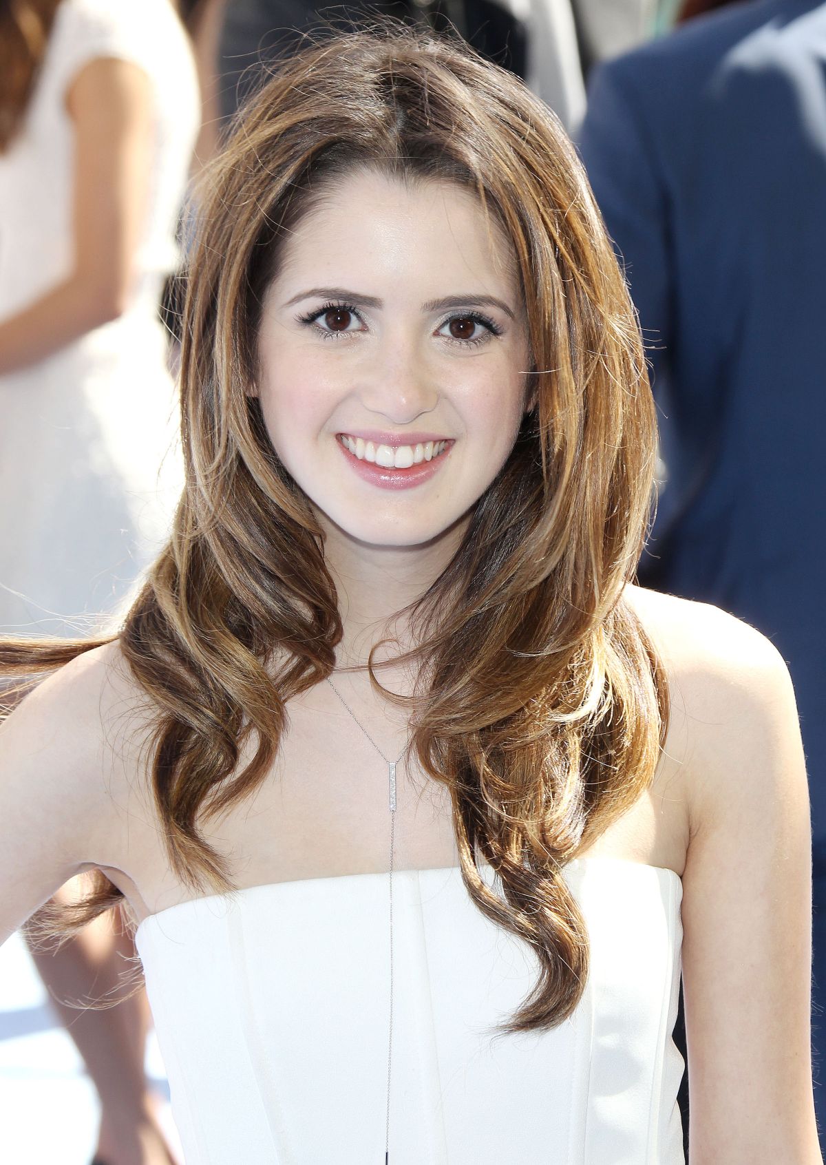 laura-marano-wallpapers