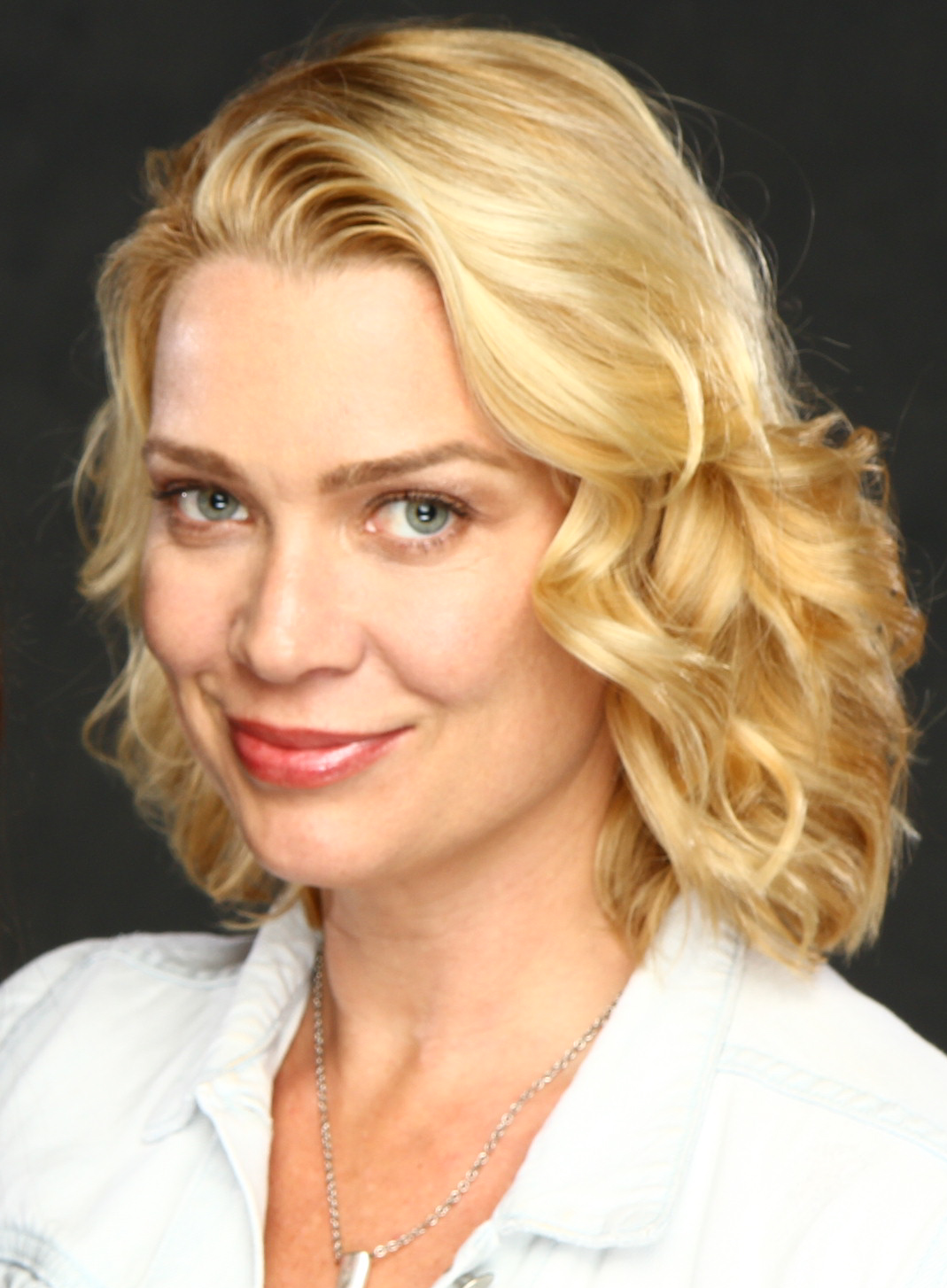 laurie-holden-gossip