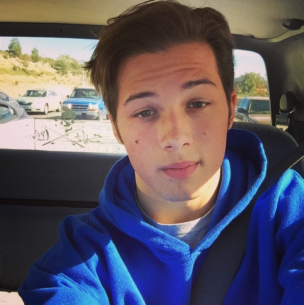 images-of-leo-howard