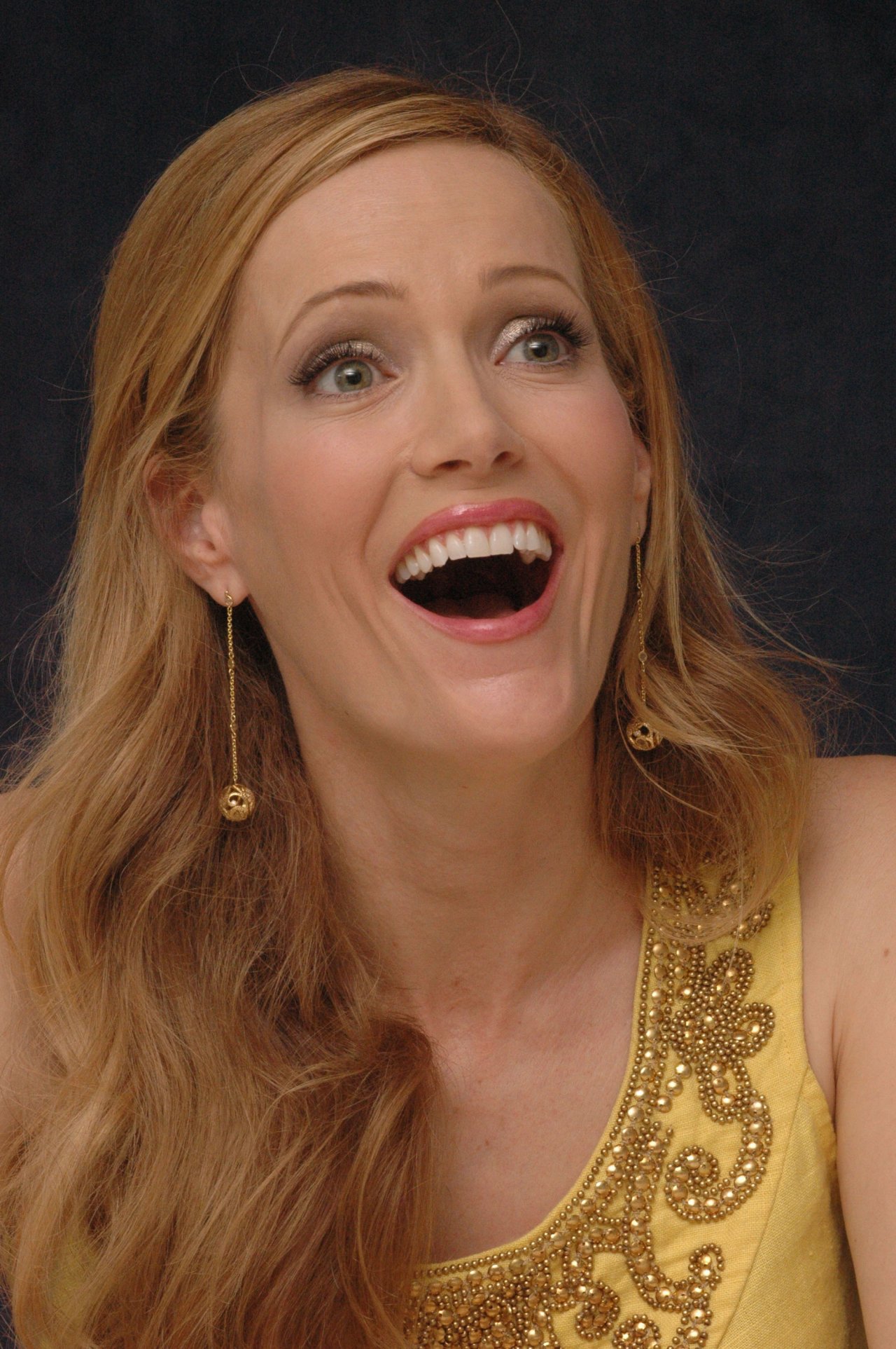 leslie-mann-wallpapers