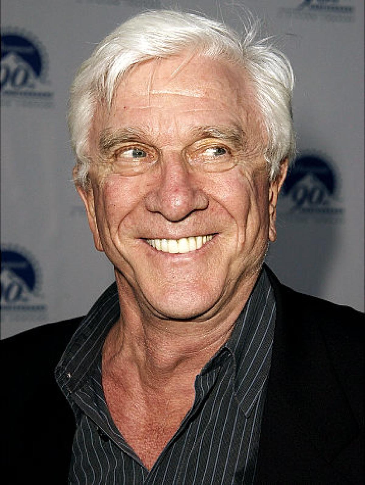 leslie-nielsen-scandal