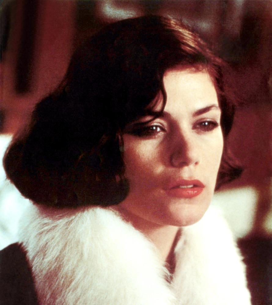 linda-fiorentino-scandal