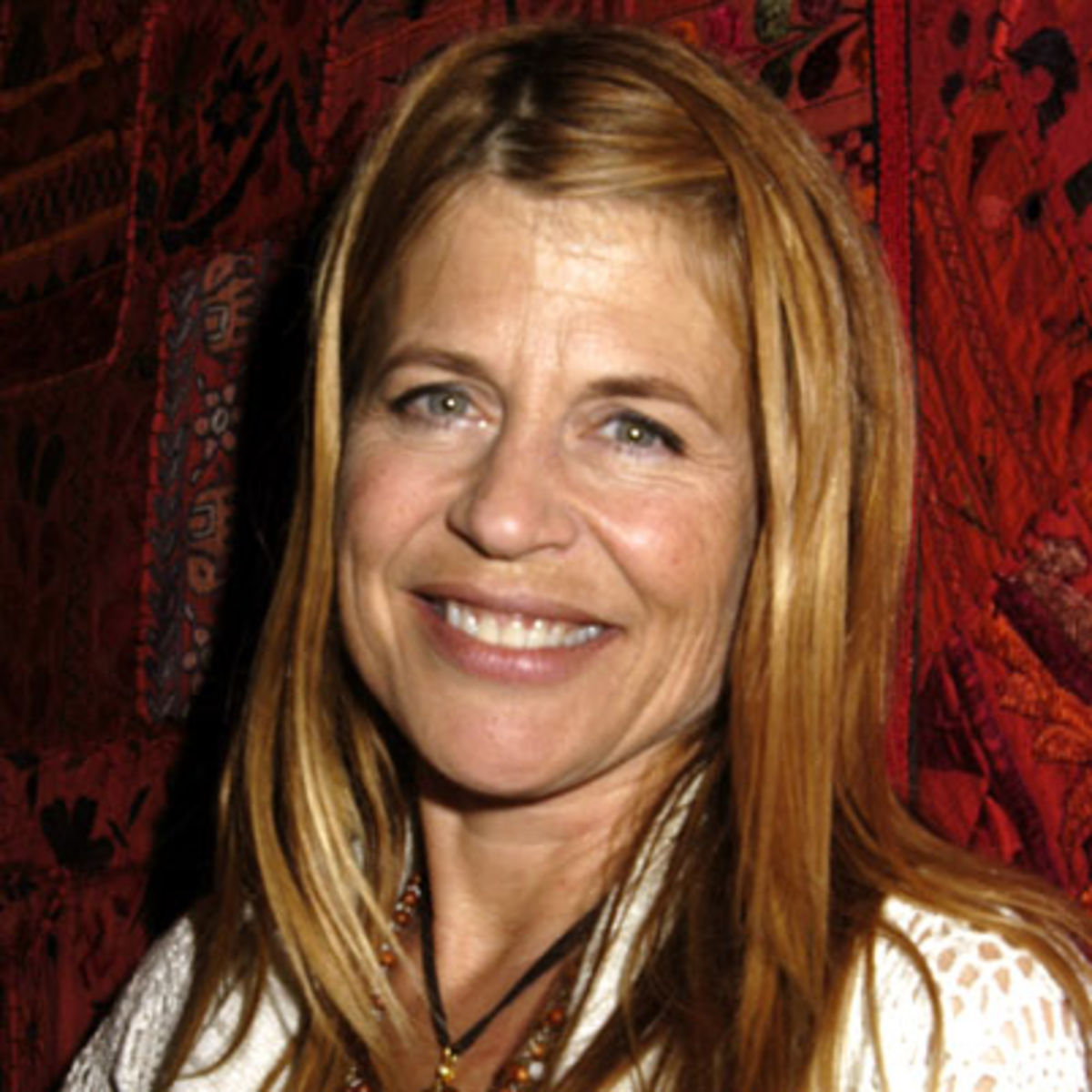 linda-hamilton-scandal