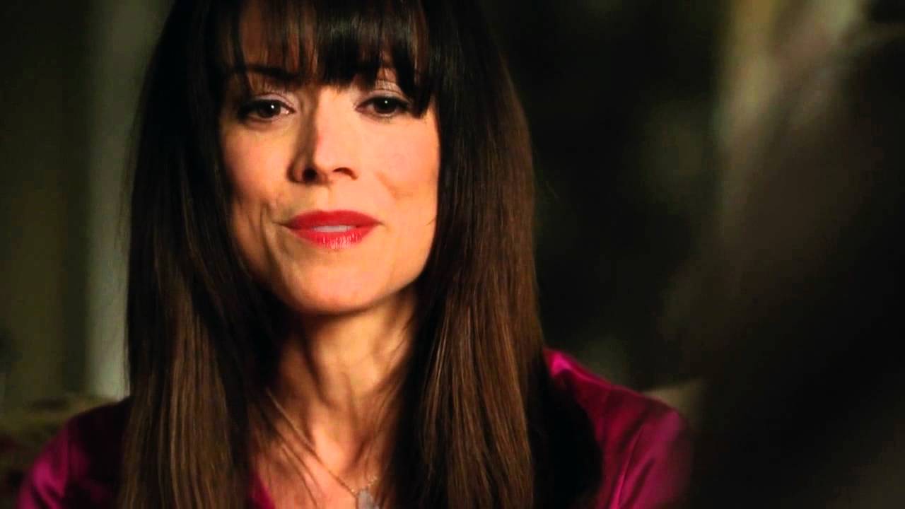 liz-vassey-2015