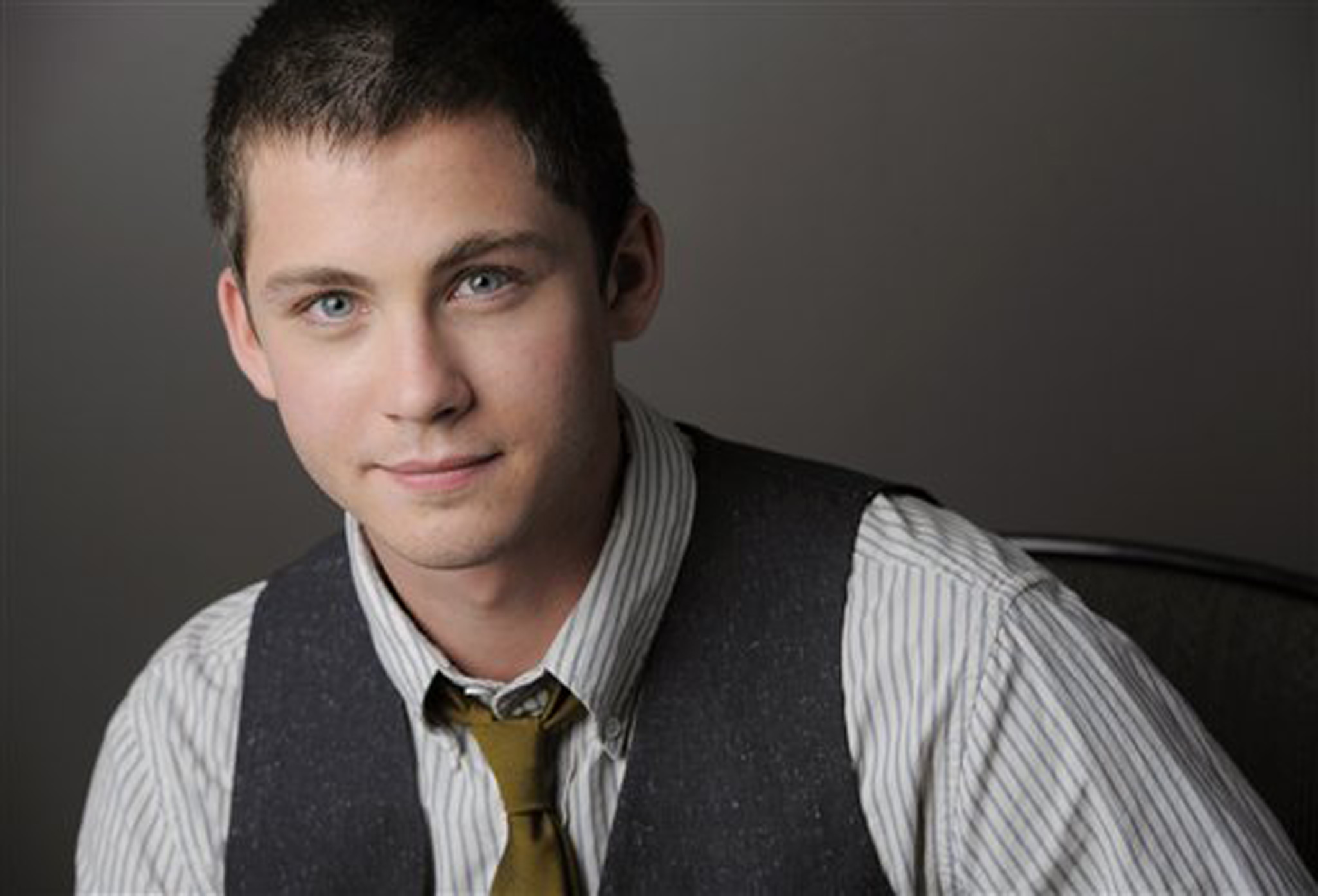 best-pictures-of-logan-lerman