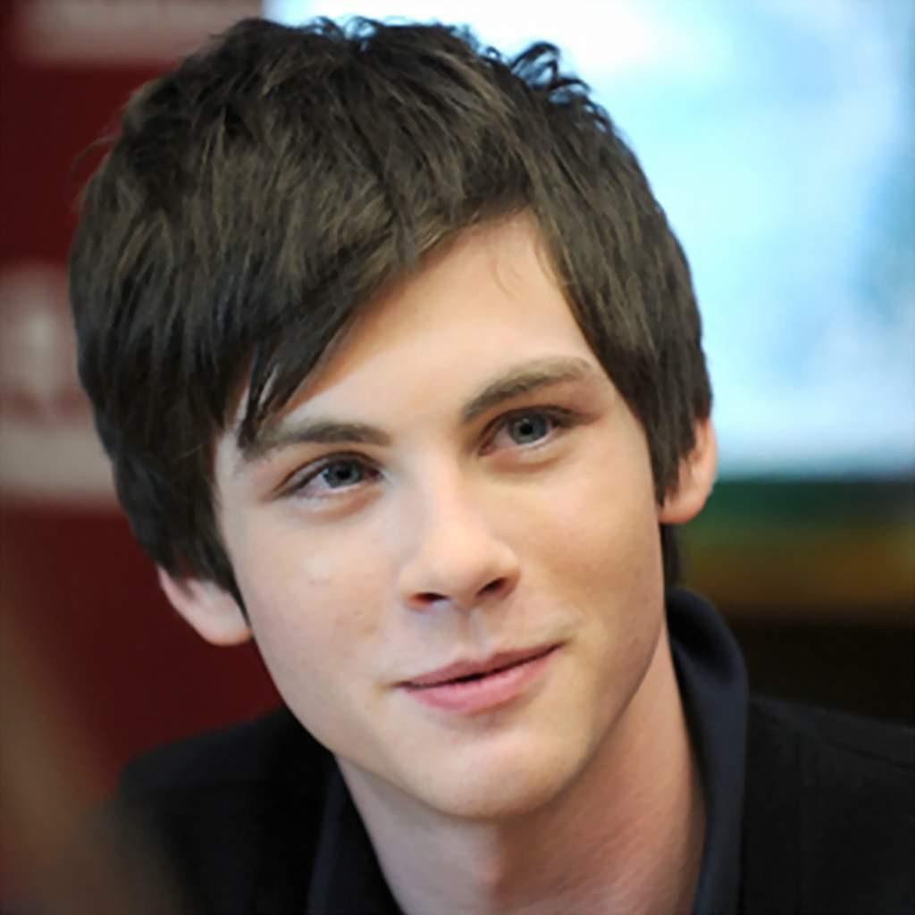 logan-lerman-family