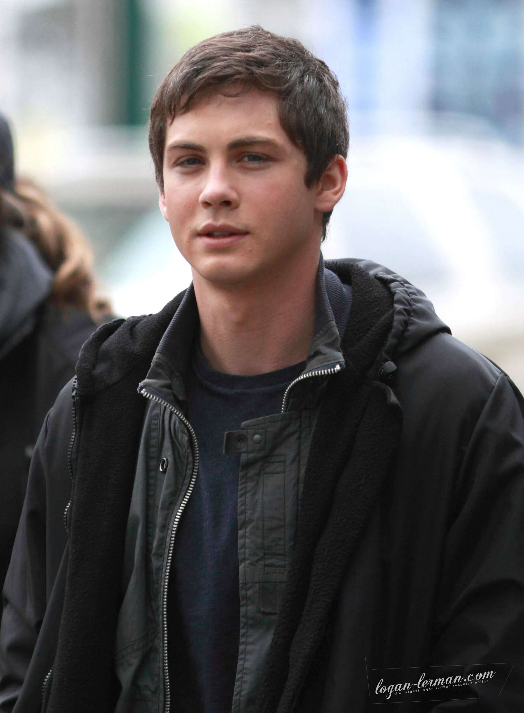 logan-lerman-net-worth