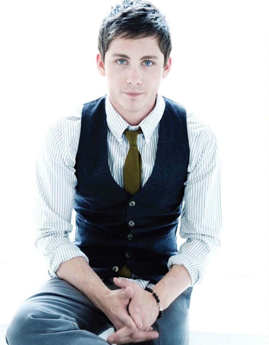 logan-lerman-party