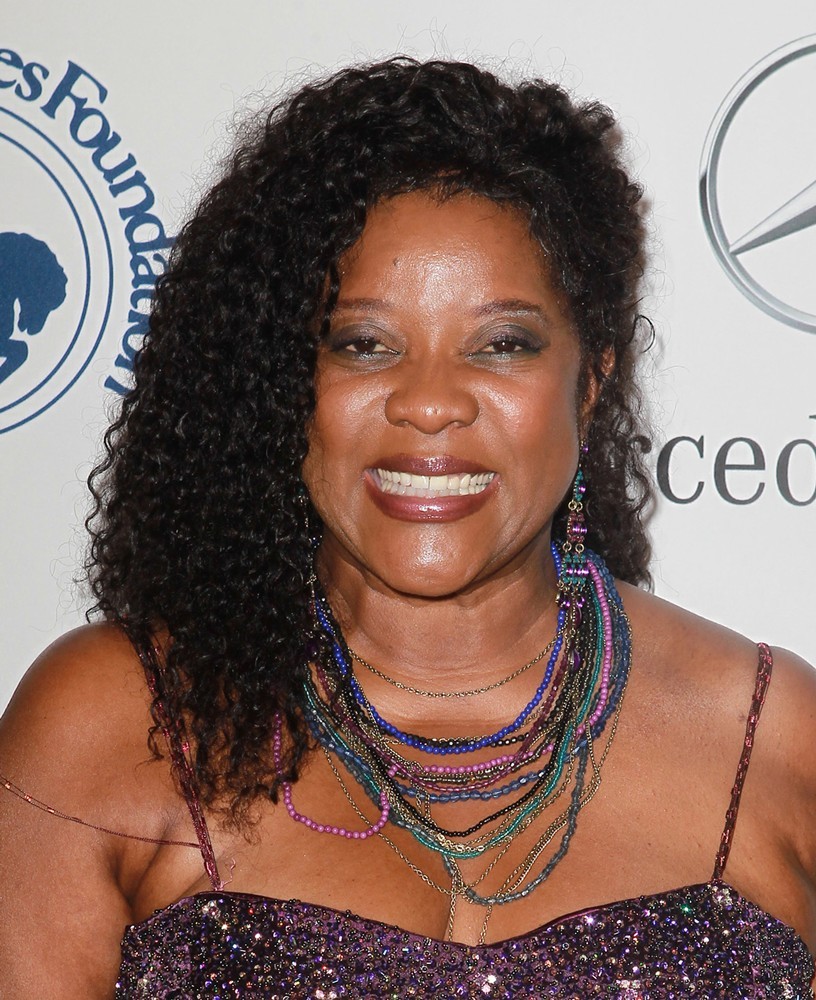 best-pictures-of-loretta-devine